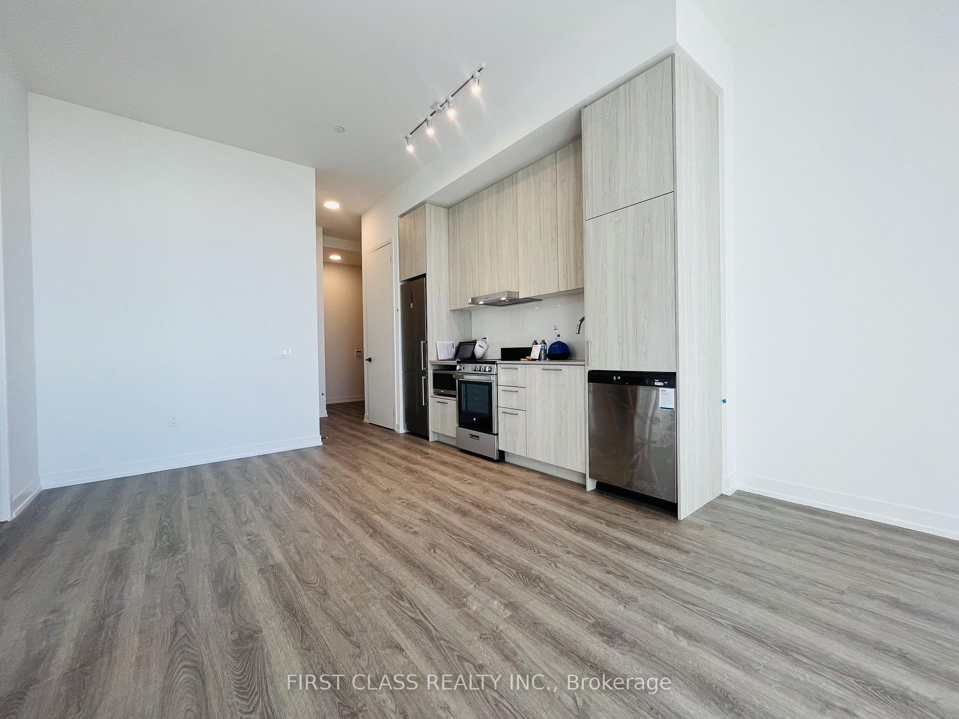 Photo 3 of Unit 615, 195 Commerce Street, Vaughan, Vaughan Corporate Centre — HOMEH