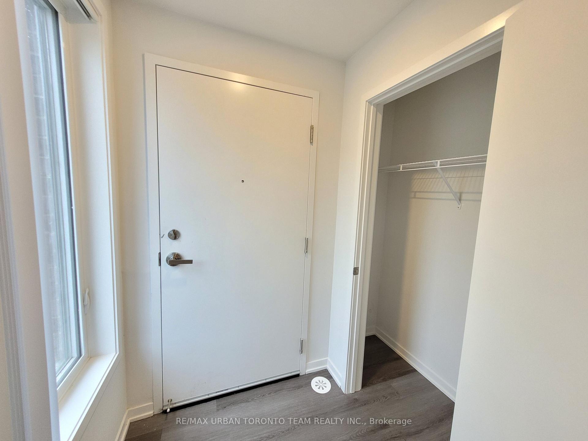 Photo 2 of Unit 28, 15 William Jackson Way, Etobicoke, New Toronto — HOMEH