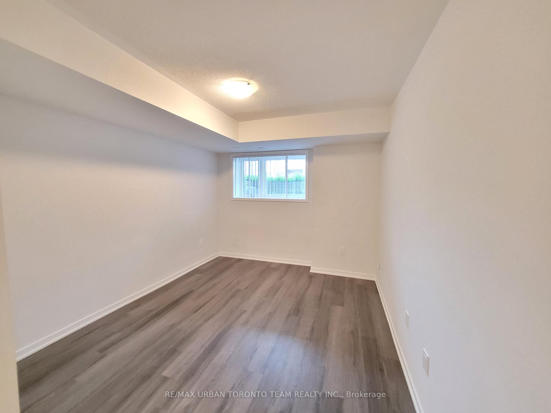 Photo 11 of Unit 28, 15 William Jackson Way, Etobicoke, New Toronto — HOMEH