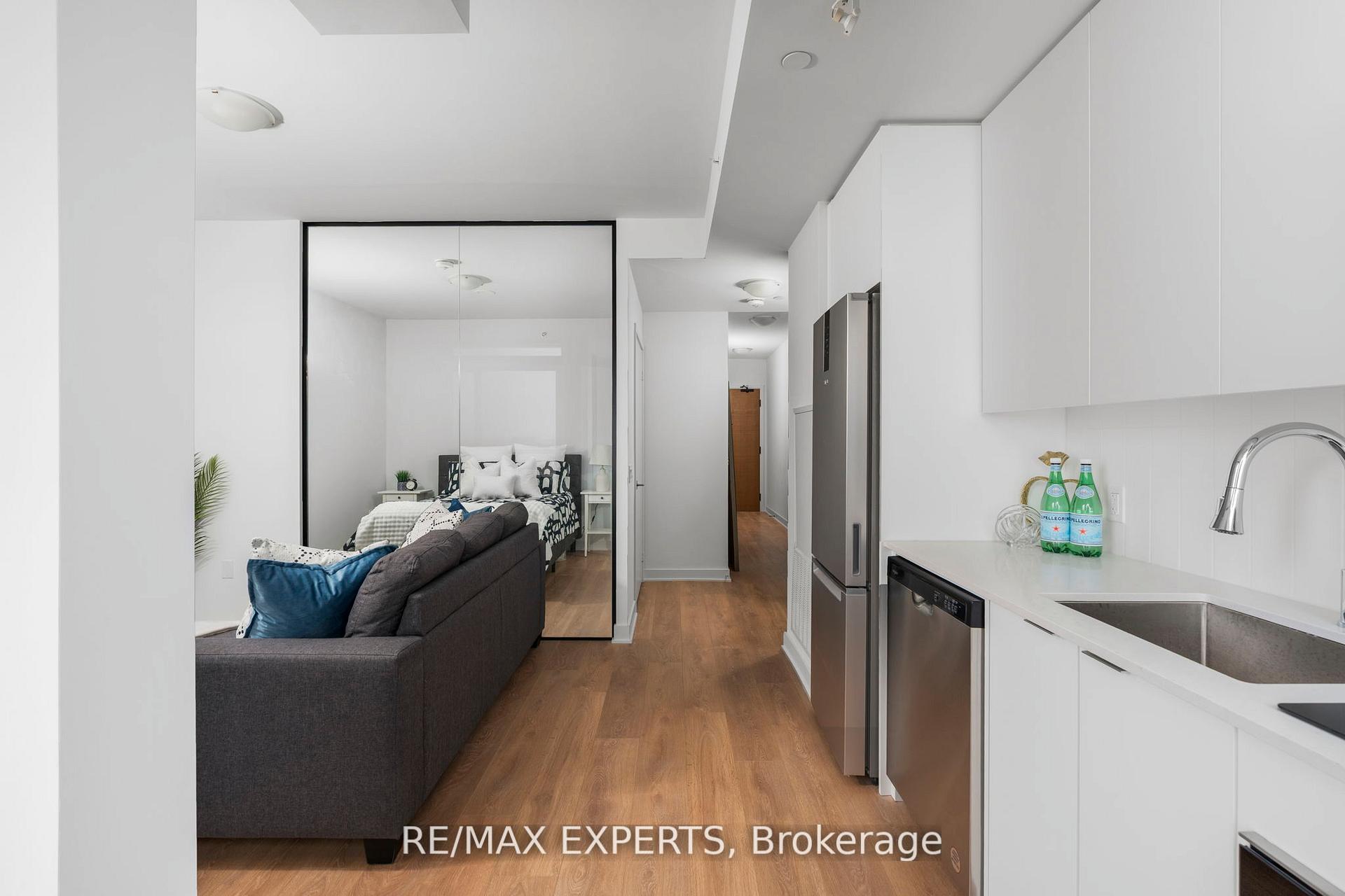 Photo 1 of Unit 1010, 2920 Highway 7 Road W, Vaughan, Concord — HOMEH