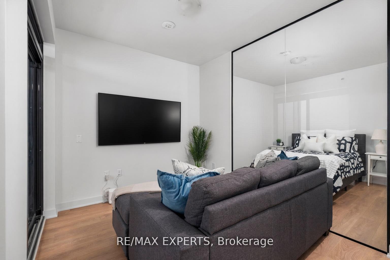 Photo 5 of Unit 1010, 2920 Highway 7 Road W, Vaughan, Concord — HOMEH