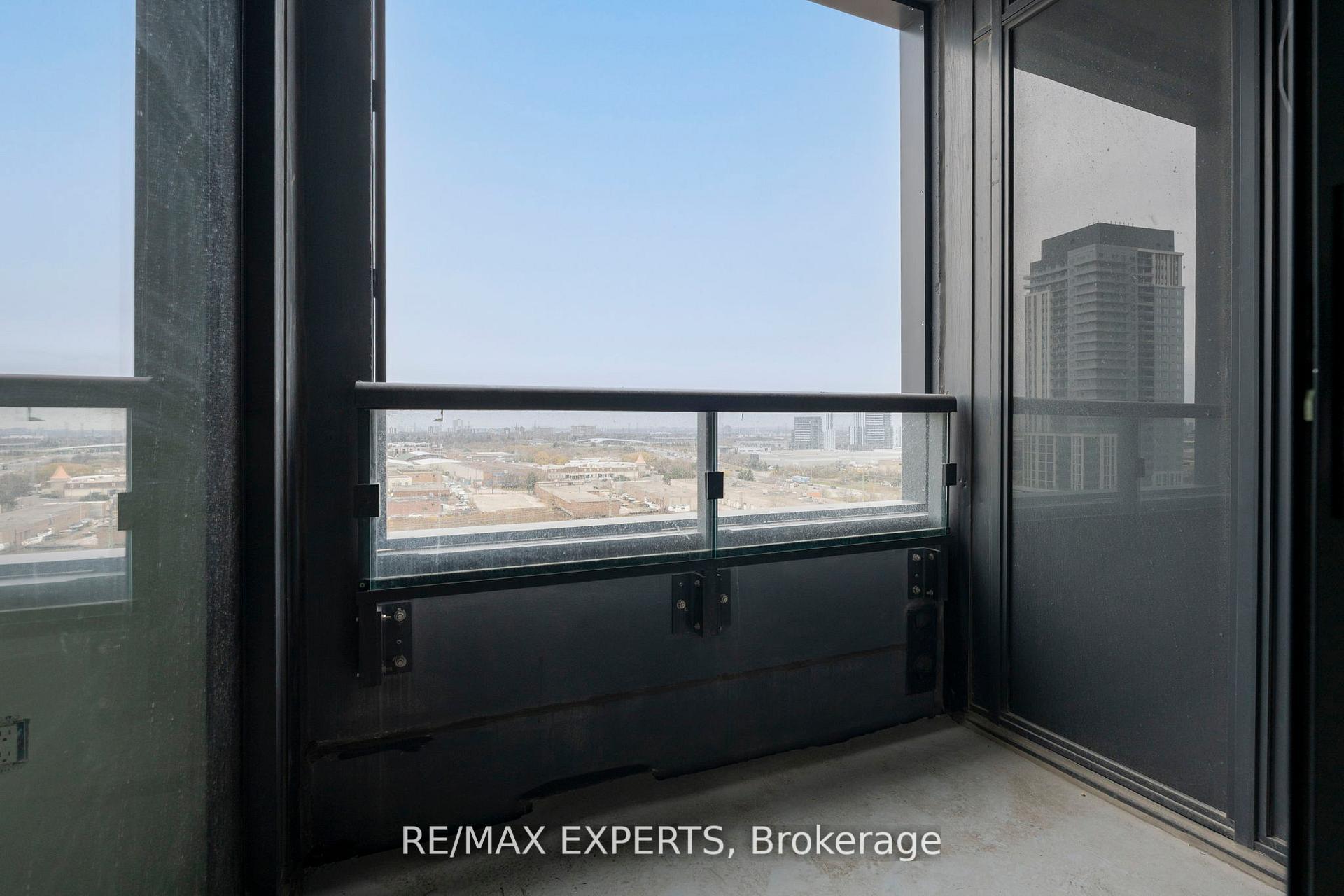 Photo 18 of Unit 1010, 2920 Highway 7 Road W, Vaughan, Concord — HOMEH