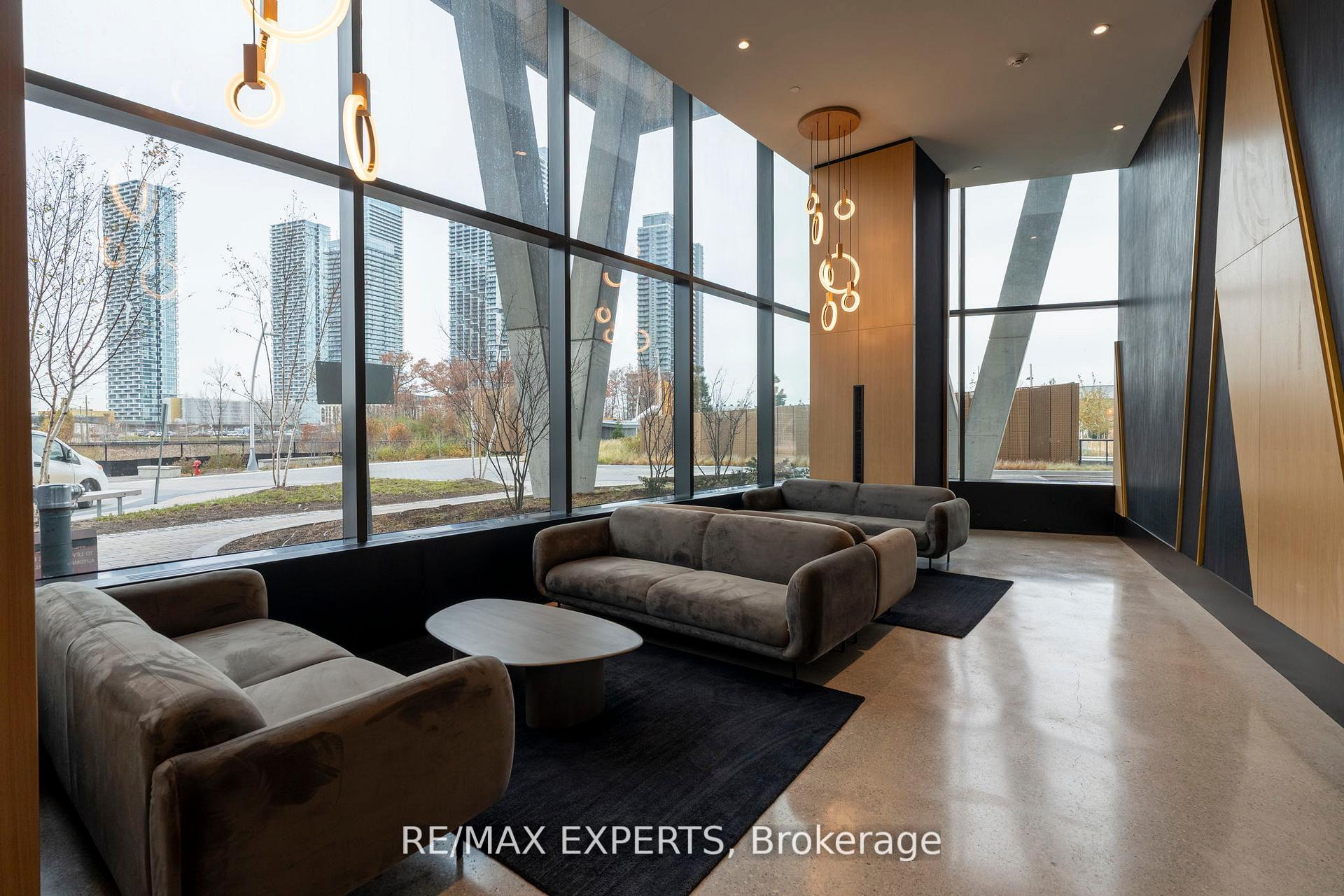 Photo 13 of Unit 1010, 2920 Highway 7 Road W, Vaughan, Concord — HOMEH