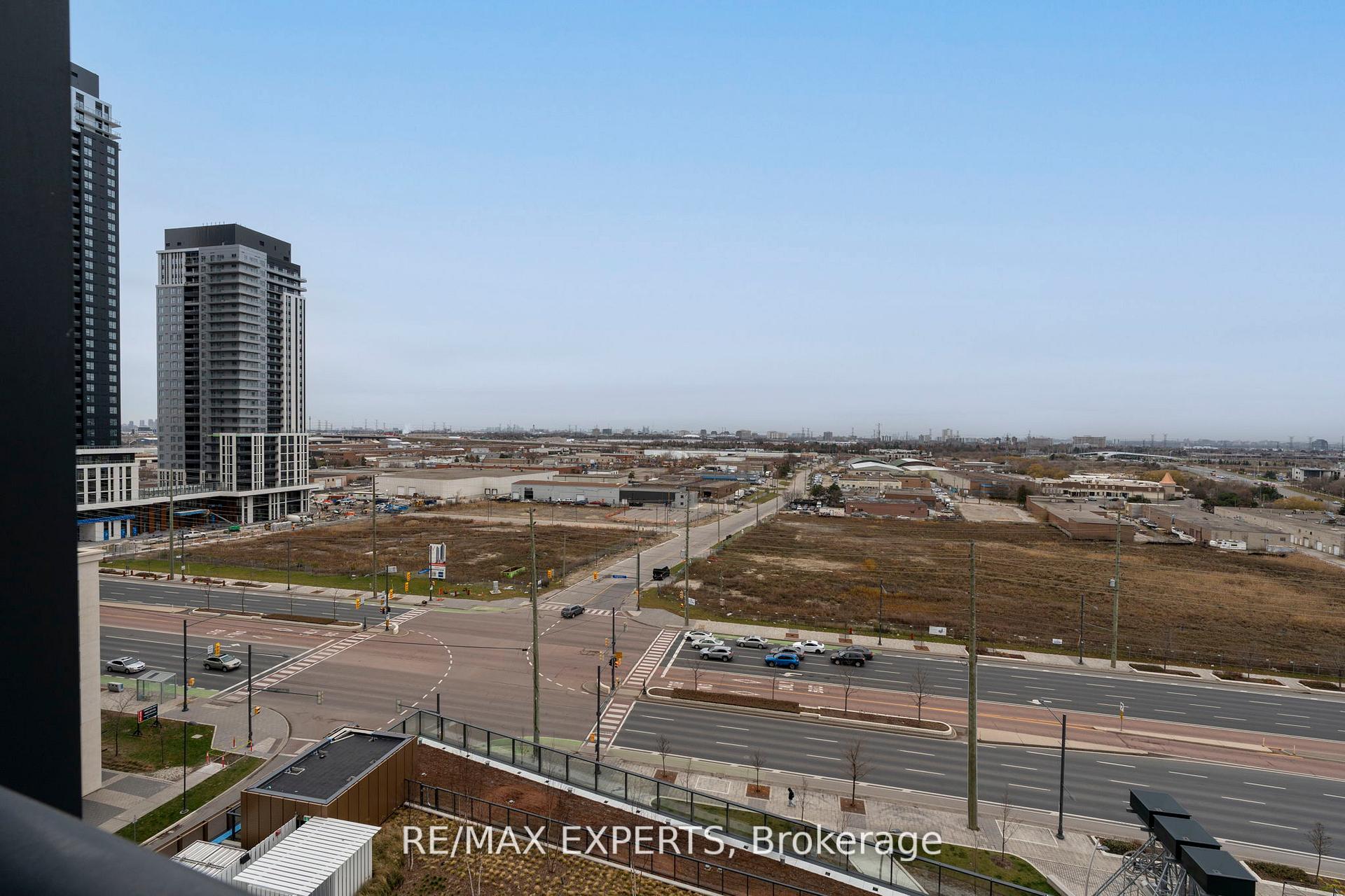 Photo 8 of Unit 1010, 2920 Highway 7 Road W, Vaughan, Concord — HOMEH