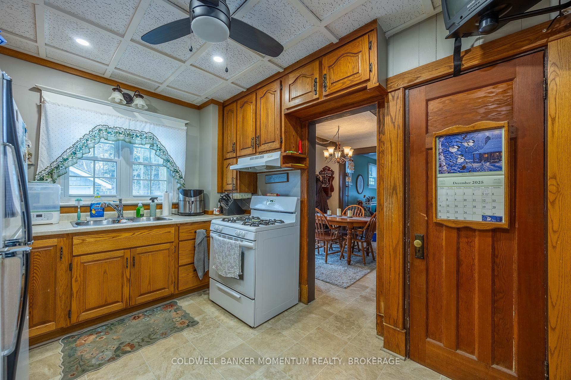 Photo 20 of 17 James Street, Norfolk, Simcoe — HOMEH