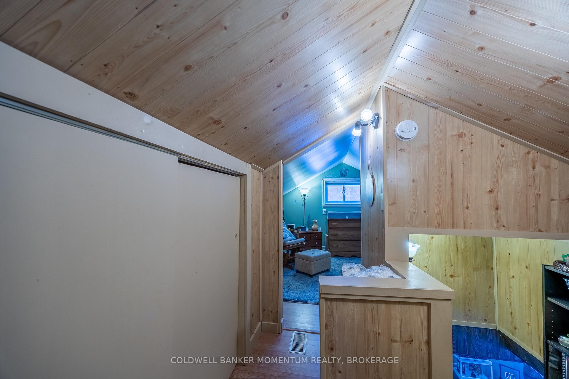 Photo 15 of 17 James Street, Norfolk, Simcoe — HOMEH