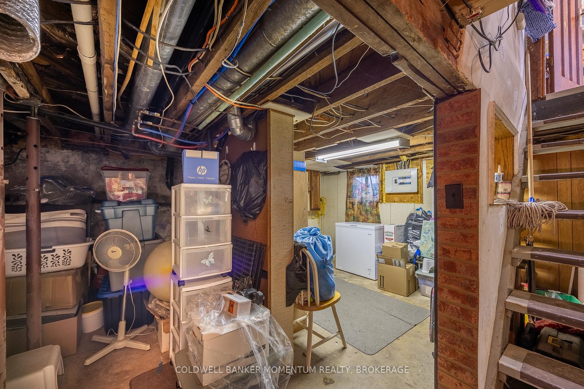Photo 25 of 17 James Street, Norfolk, Simcoe — HOMEH