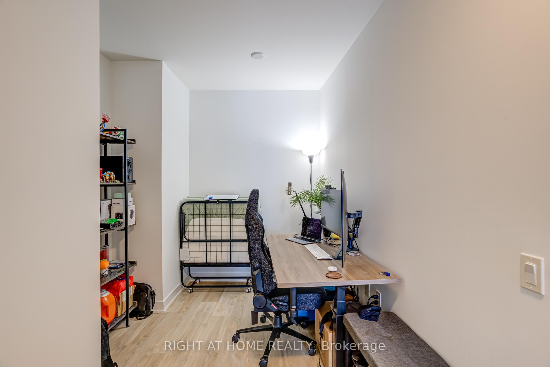 Photo 14 of Unit 1205W, 27 Bathurst Street, Toronto, Waterfront Communities — HOMEH