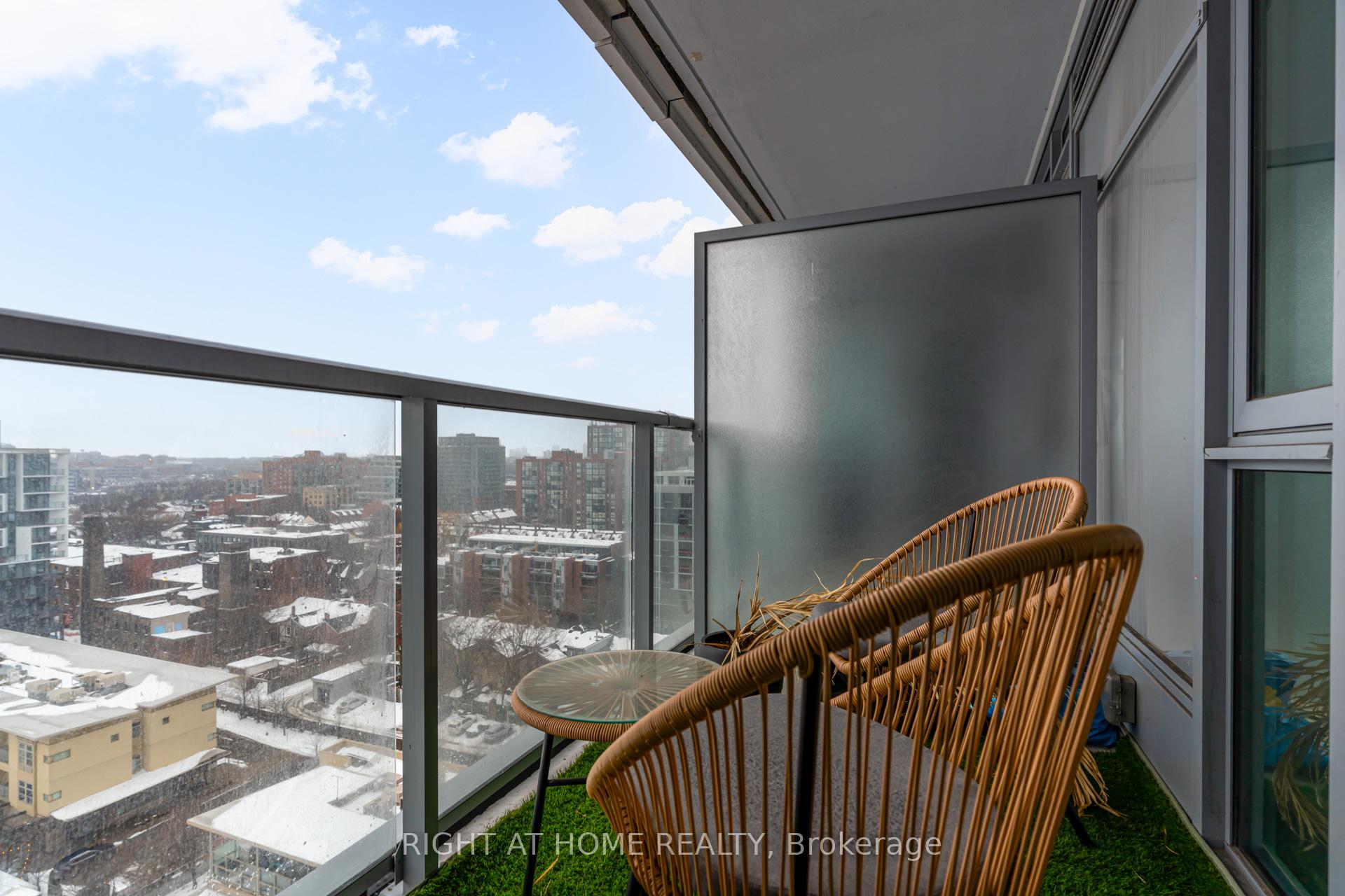 Photo 15 of Unit 1205W, 27 Bathurst Street, Toronto, Waterfront Communities — HOMEH