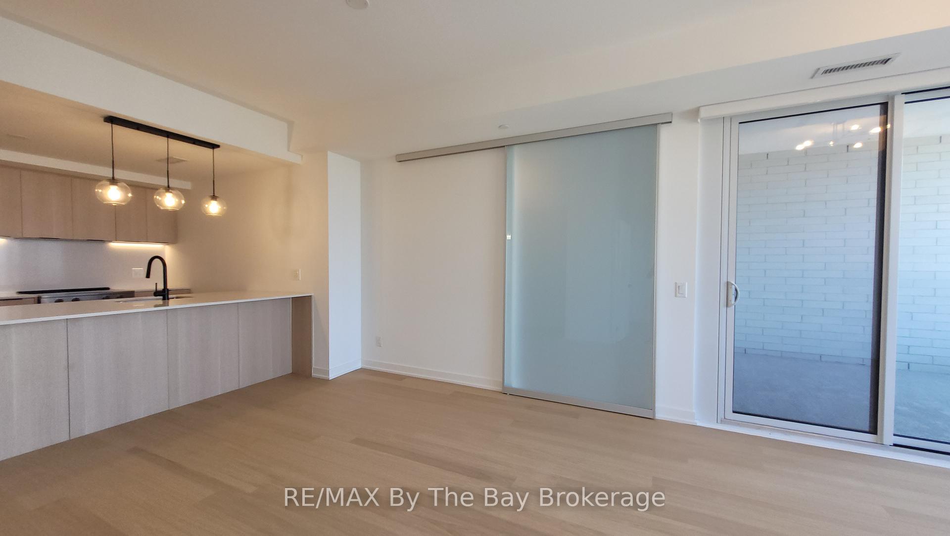 Photo 5 of Unit 502, 31 Huron Street, Collingwood — HOMEH