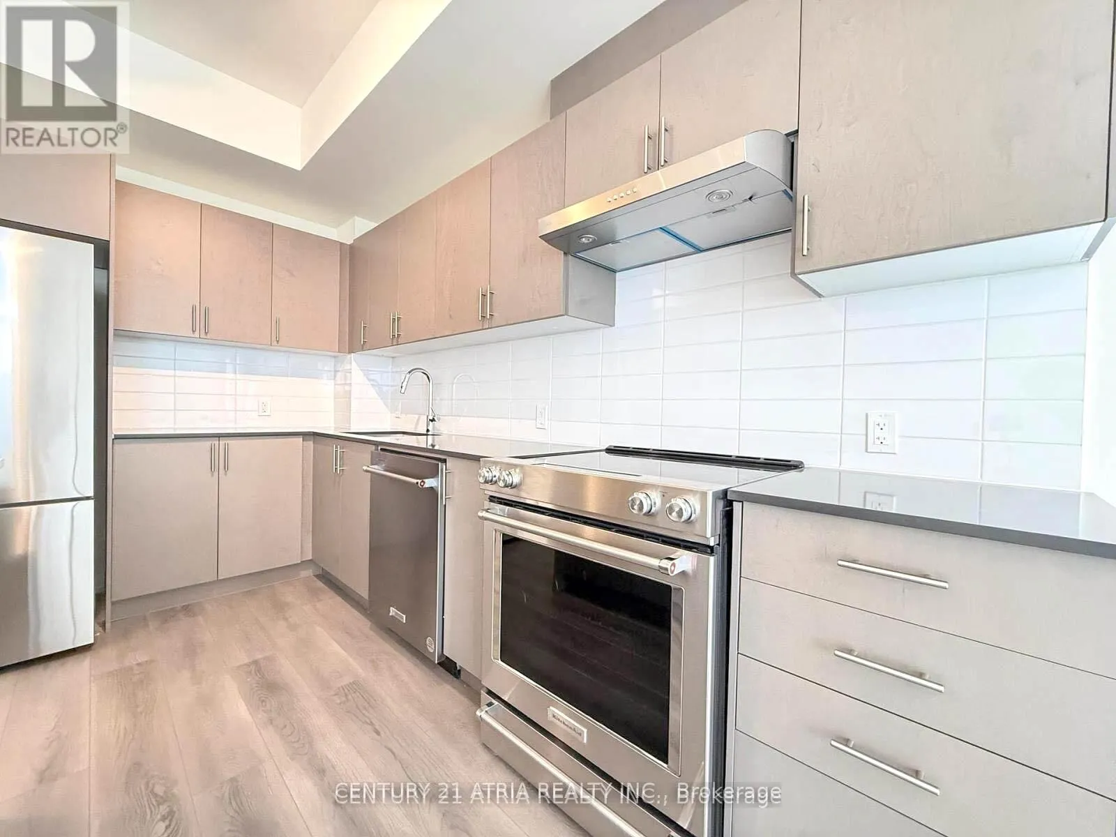 Photo 11 of Unit 2021, 8960 Jane Street, Vaughan, Concord — HOMEH