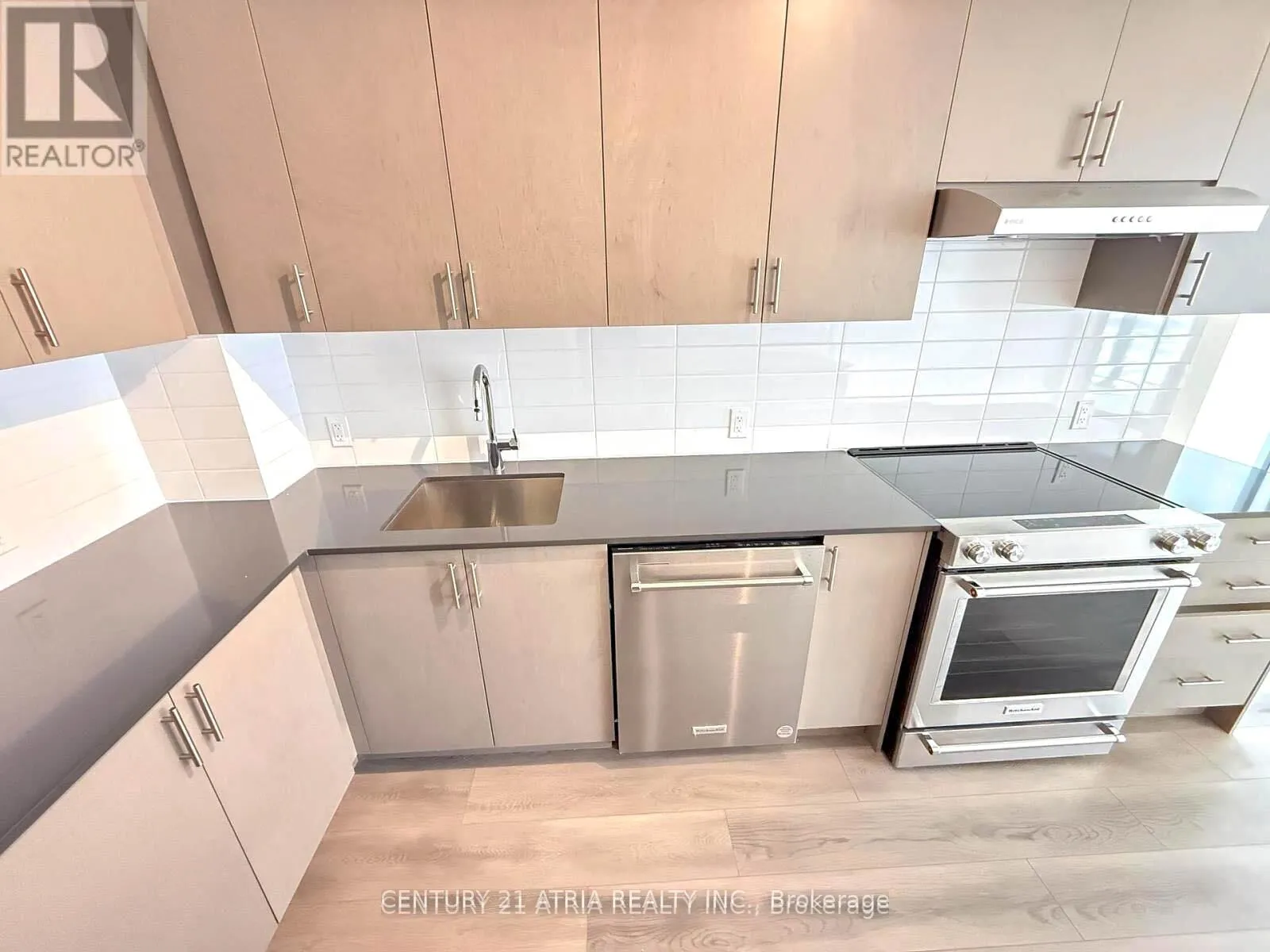 Photo 39 of Unit 2021, 8960 Jane Street, Vaughan, Concord — HOMEH