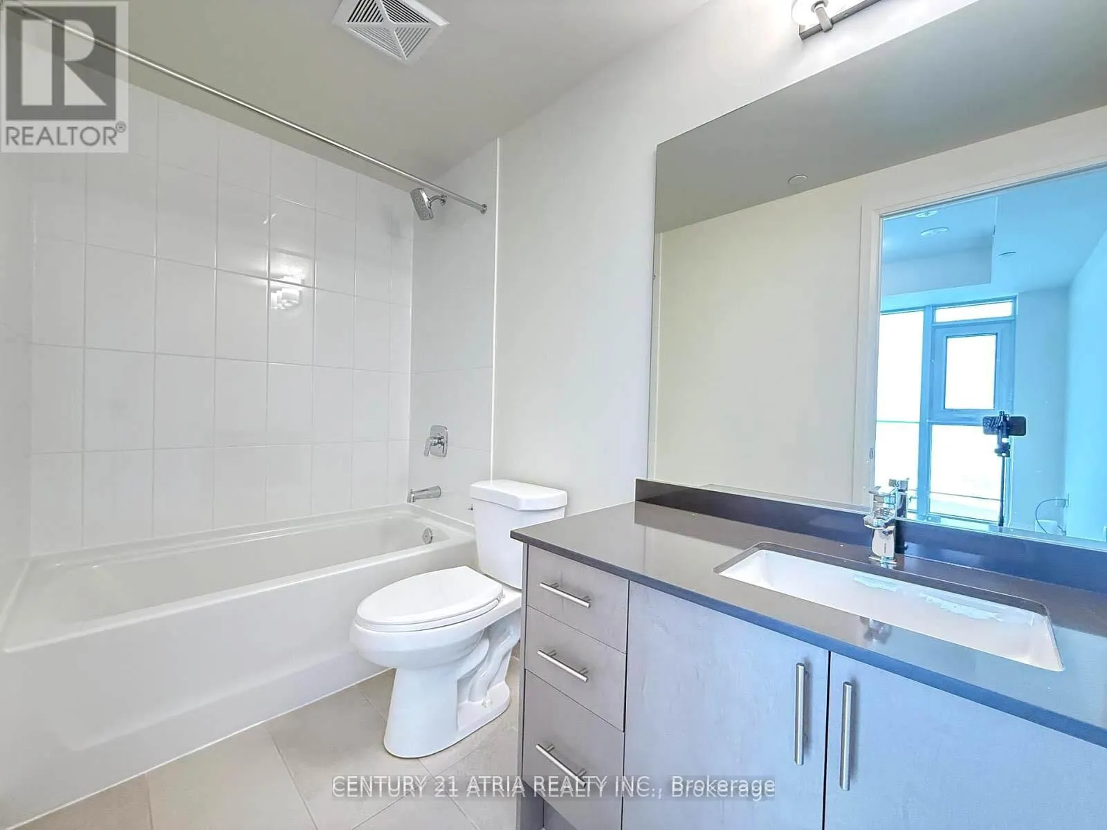 Photo 88 of Unit 2021, 8960 Jane Street, Vaughan, Concord — HOMEH