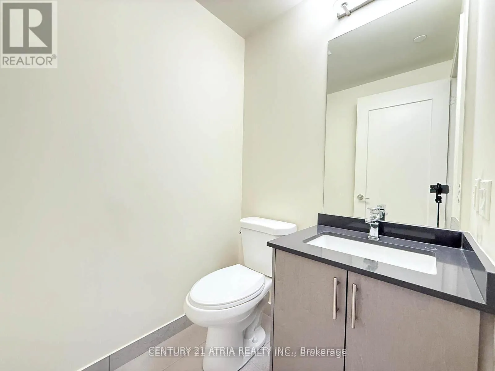 Photo 92 of Unit 2021, 8960 Jane Street, Vaughan, Concord — HOMEH