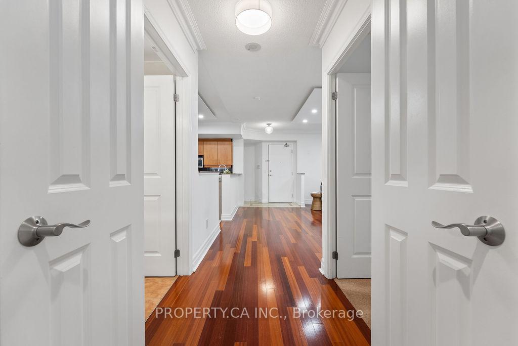 Photo 15 of Unit 101, 1801 Bayview Avenue, Toronto, Leaside — HOMEH