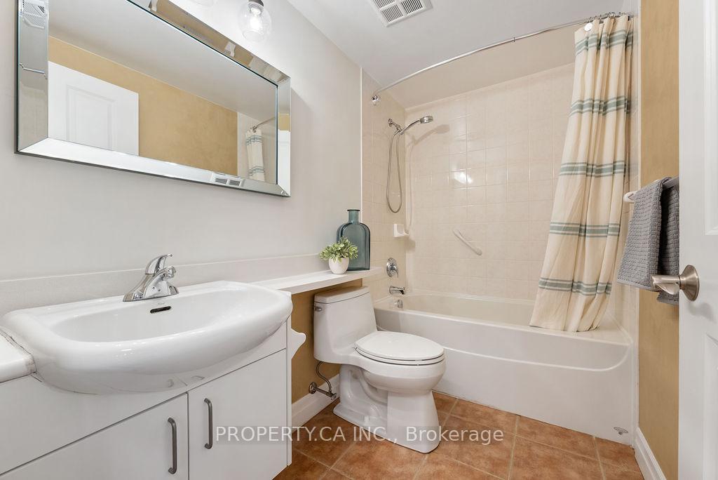 Photo 14 of Unit 101, 1801 Bayview Avenue, Toronto, Leaside — HOMEH