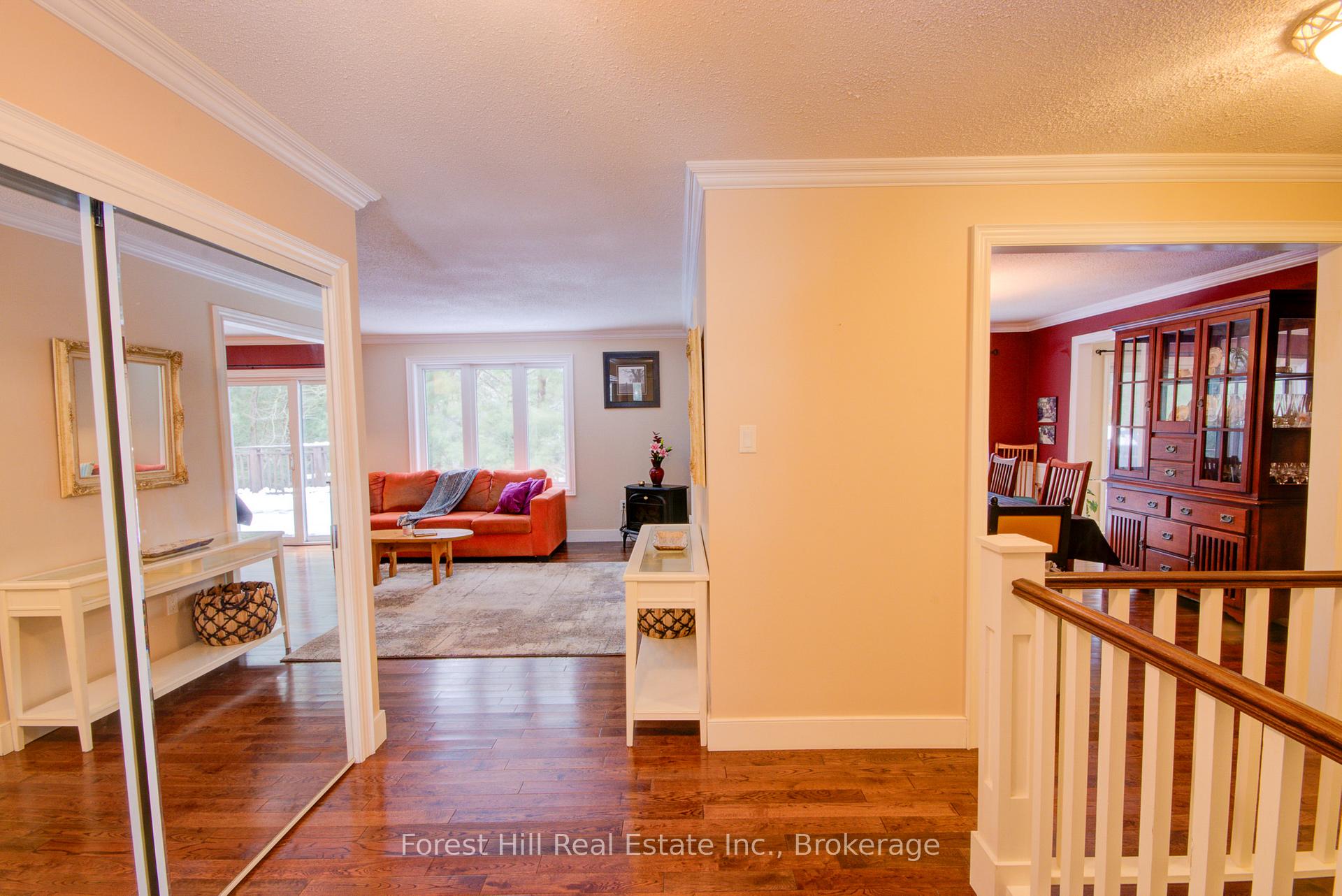 Photo 2 of 33 Meadow Heights Drive, Bracebridge, Monck (Bracebridge) — HOMEH