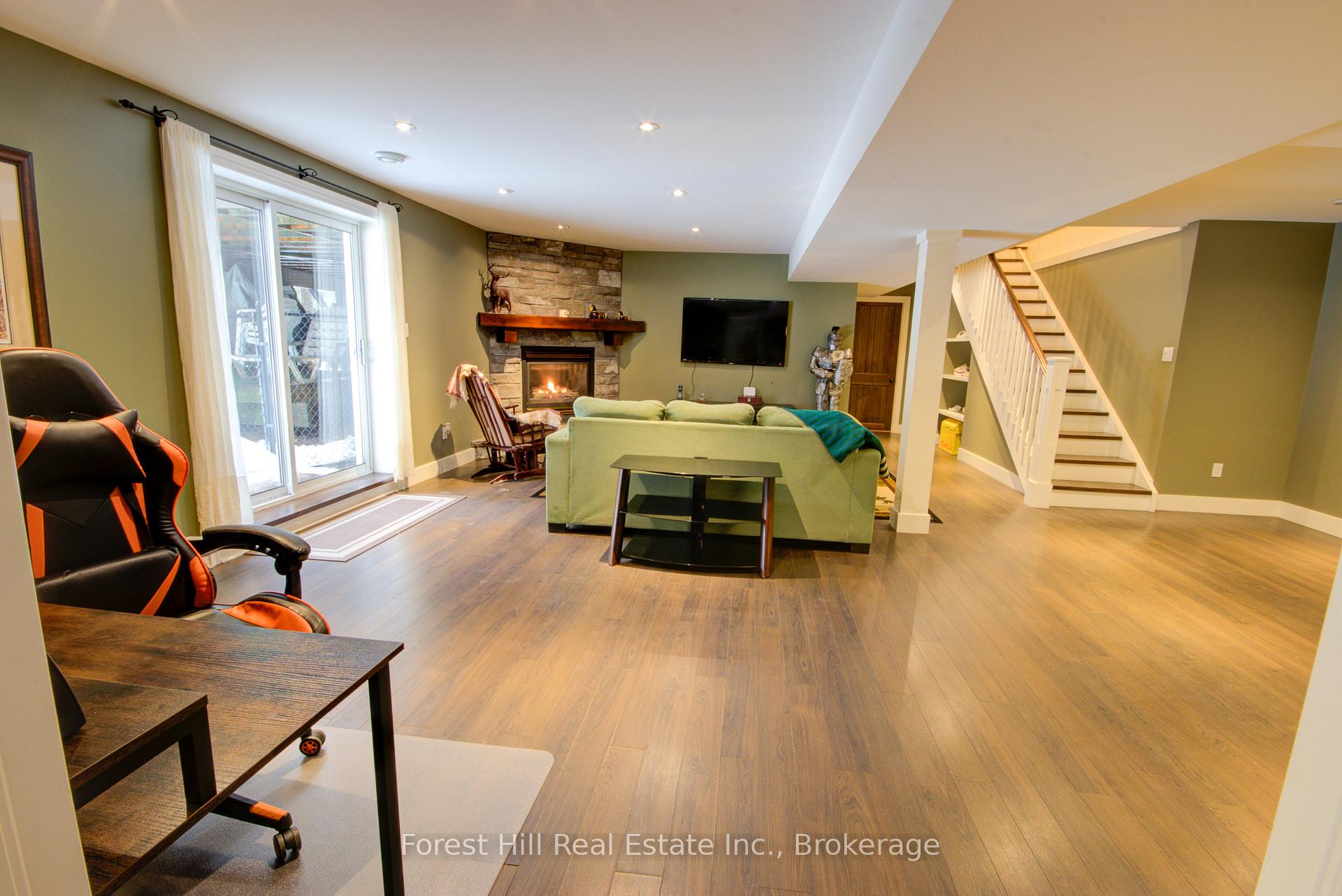 Photo 42 of 33 Meadow Heights Drive, Bracebridge, Monck (Bracebridge) — HOMEH