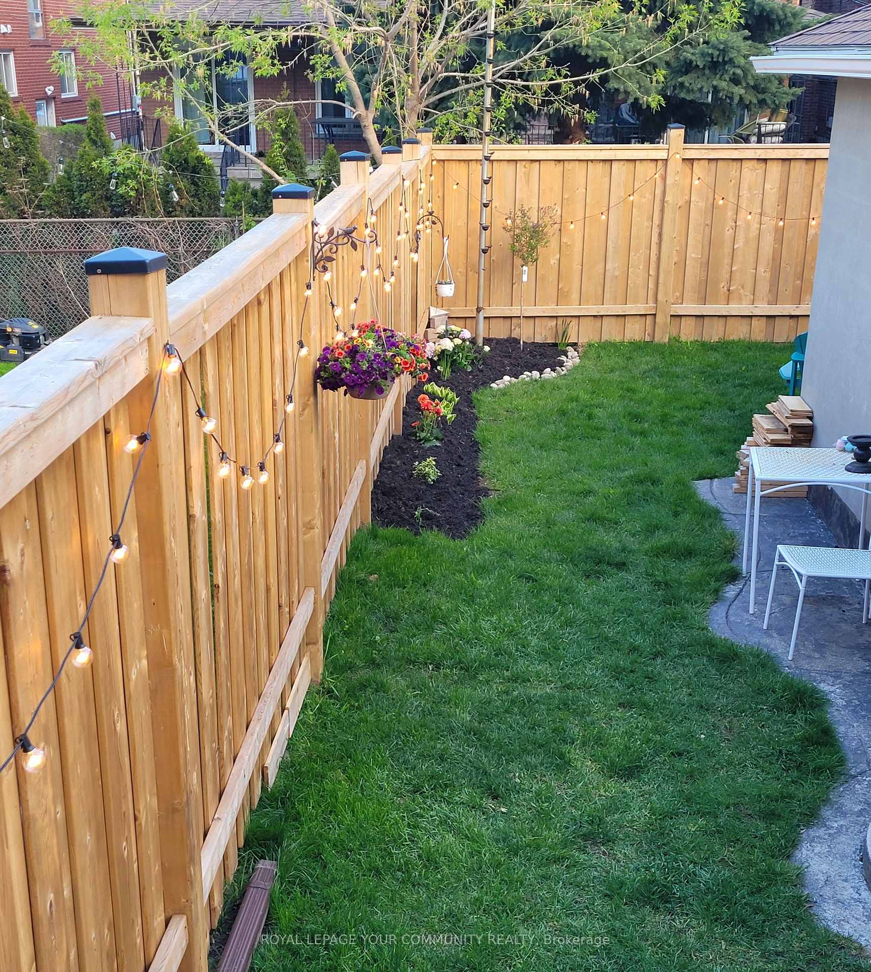 Photo 14 of Unit Upper, 59A Roseland Drive, Etobicoke, Alderwood — HOMEH