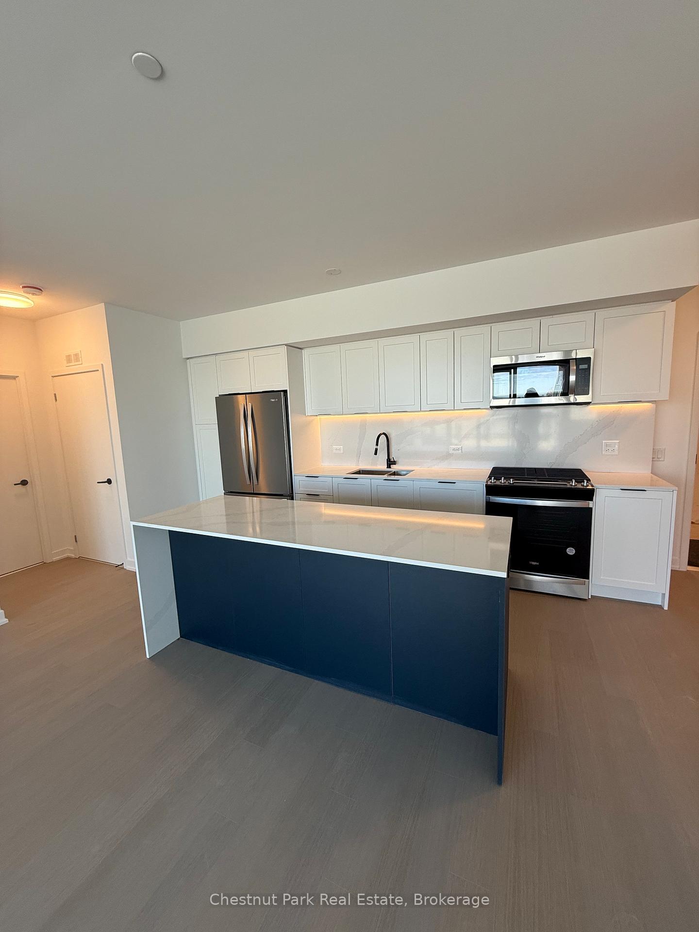 Photo 15 of Unit 623, 31 Huron Street, Collingwood — HOMEH