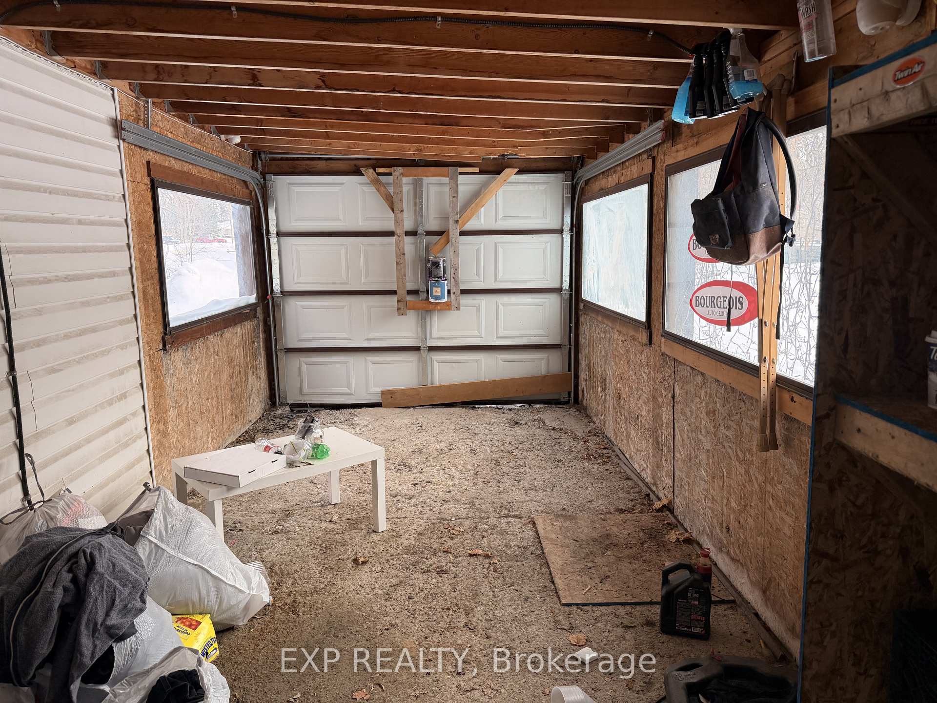 Photo 45 of 78 Yonge Street N, Springwater, Elmvale — HOMEH