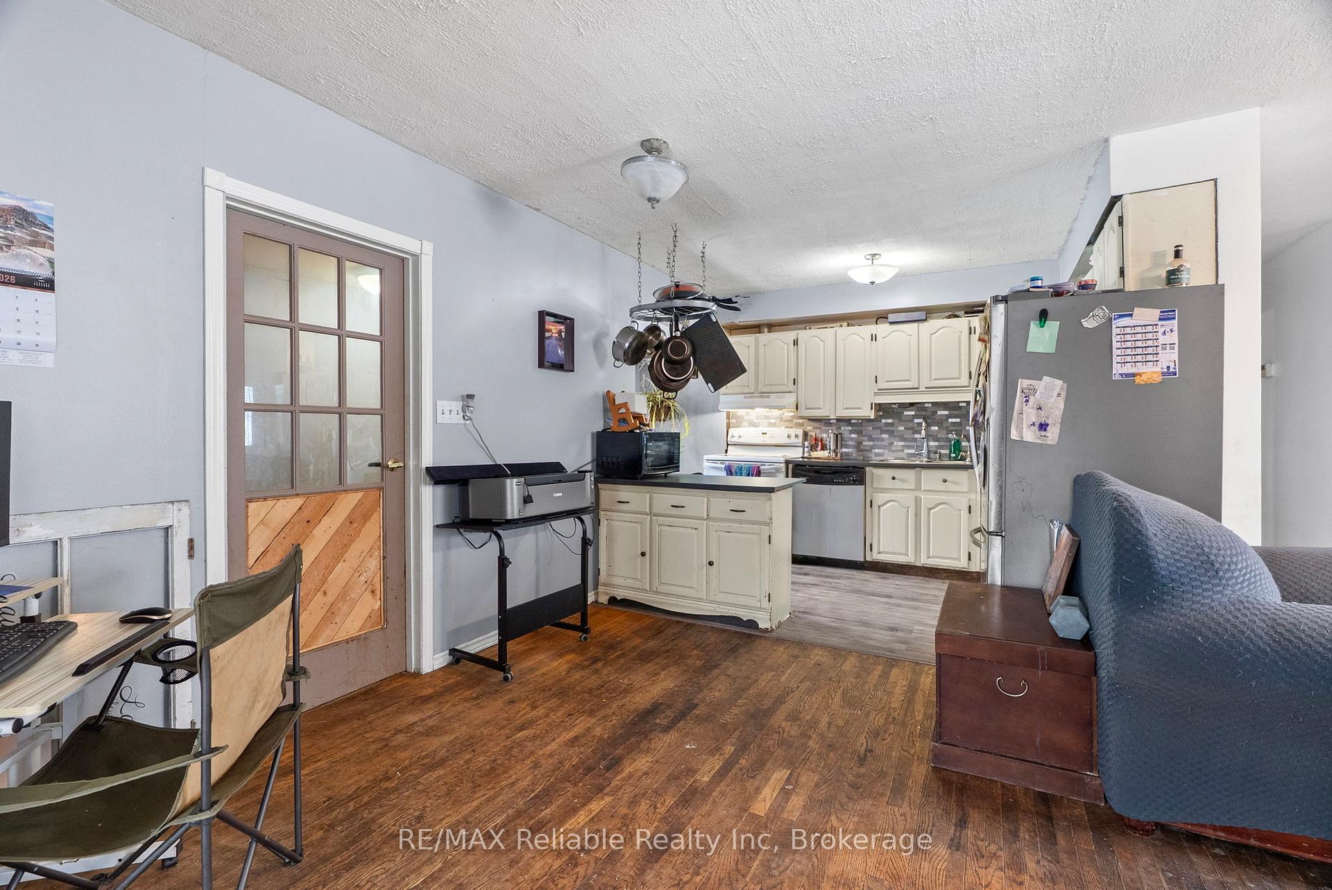 Photo 11 of 117 Goderich Street E, Huron East, Seaforth — HOMEH