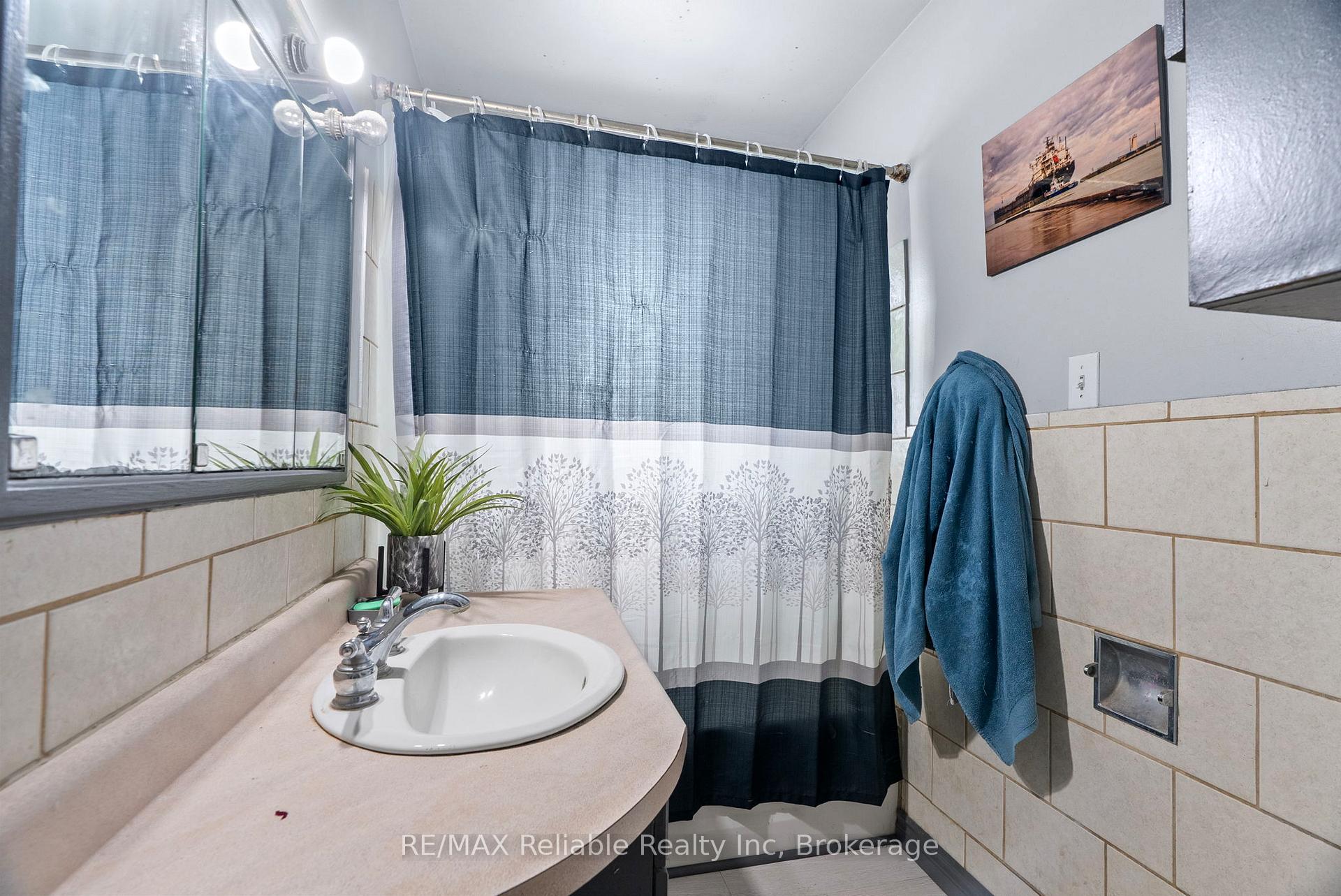 Photo 10 of 117 Goderich Street E, Huron East, Seaforth — HOMEH