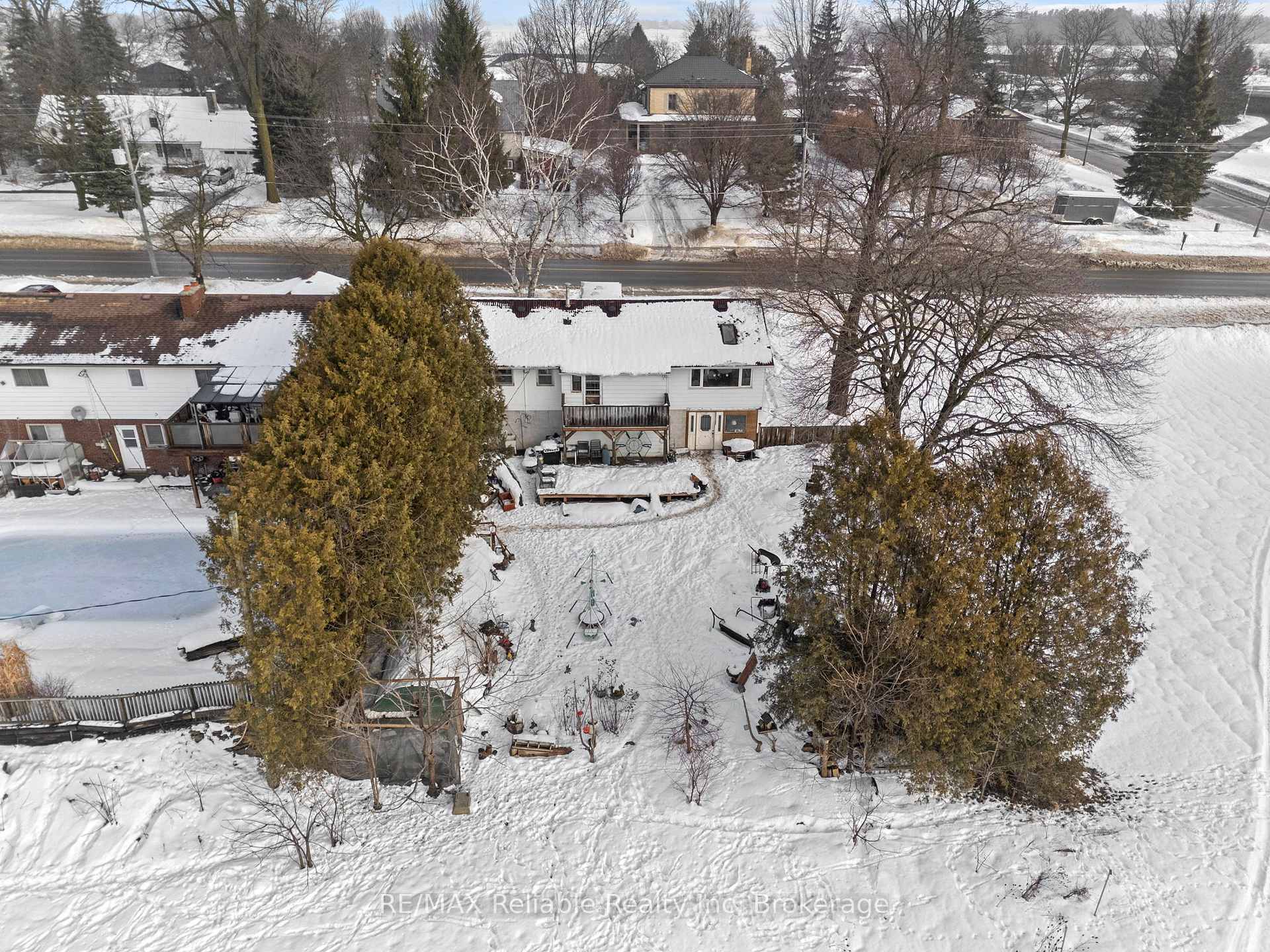 Photo 15 of 117 Goderich Street E, Huron East, Seaforth — HOMEH