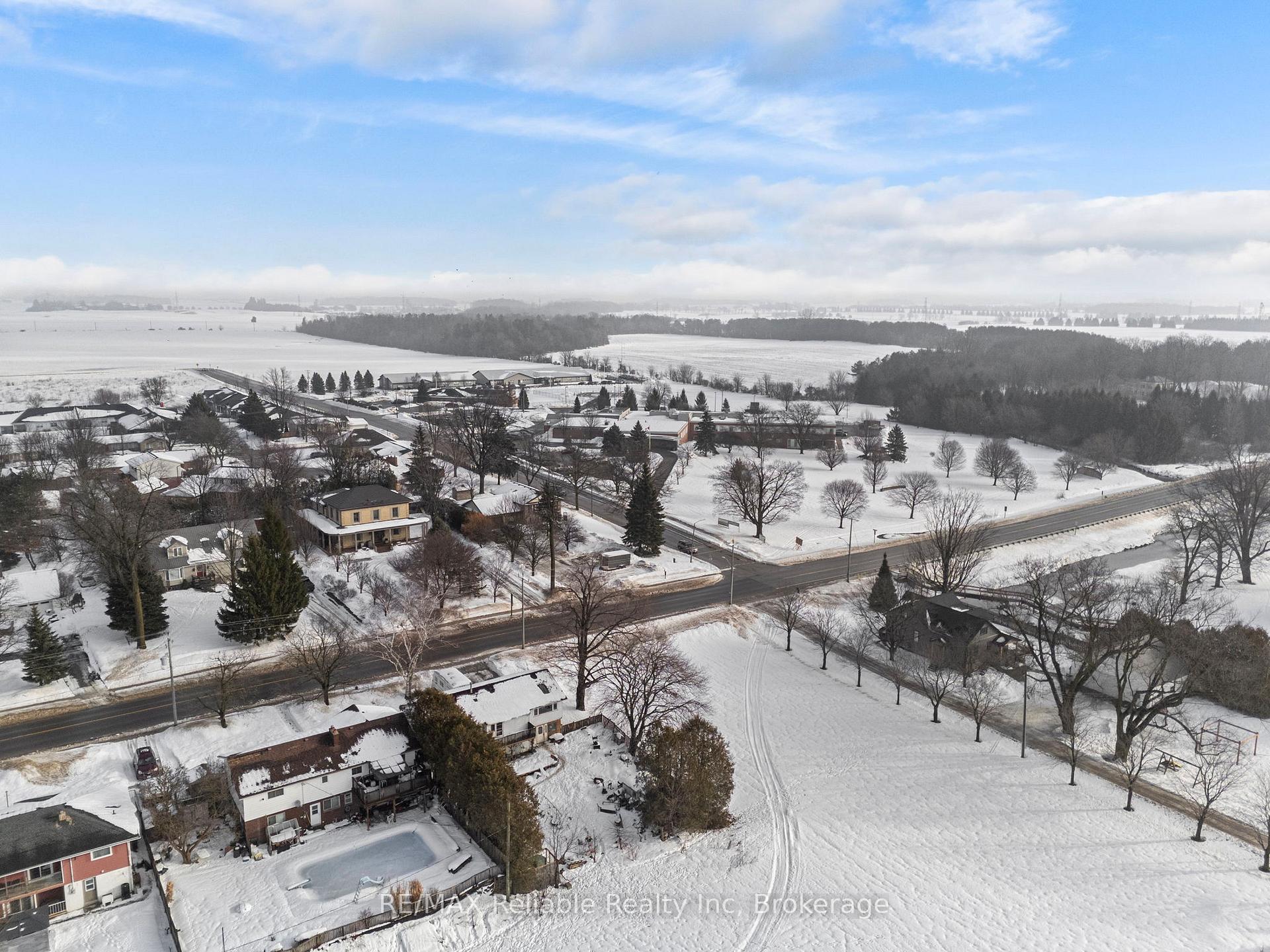 Photo 31 of 117 Goderich Street E, Huron East, Seaforth — HOMEH
