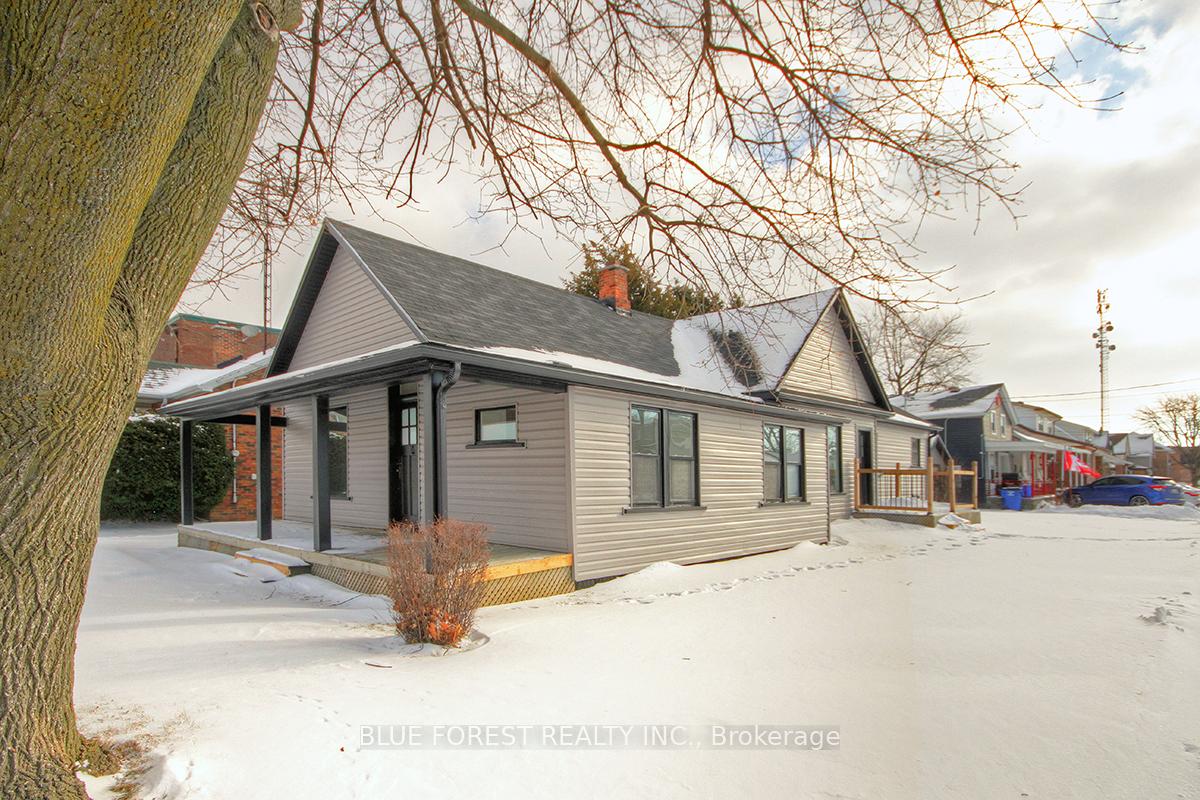 Photo 1 of 22 Cross Street, Chatham-Kent, Chatham — HOMEH