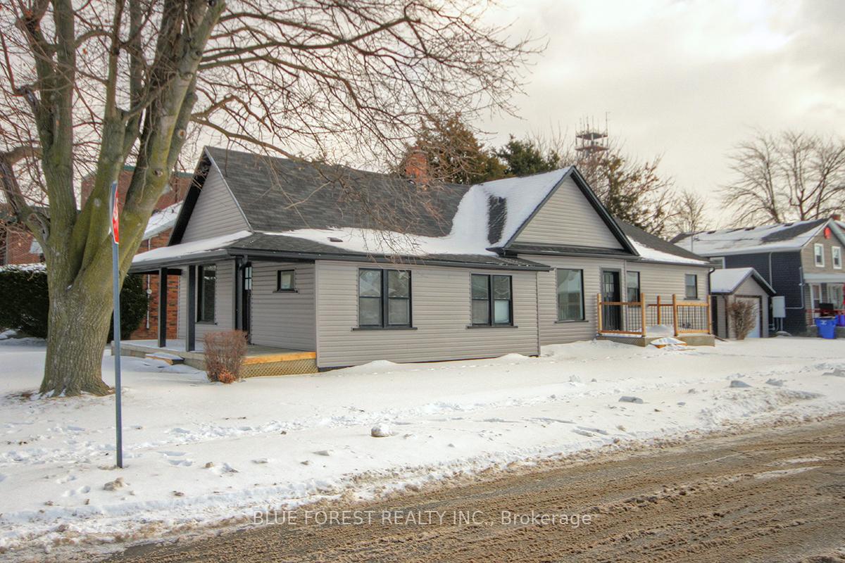 Photo 19 of 22 Cross Street, Chatham-Kent, Chatham — HOMEH