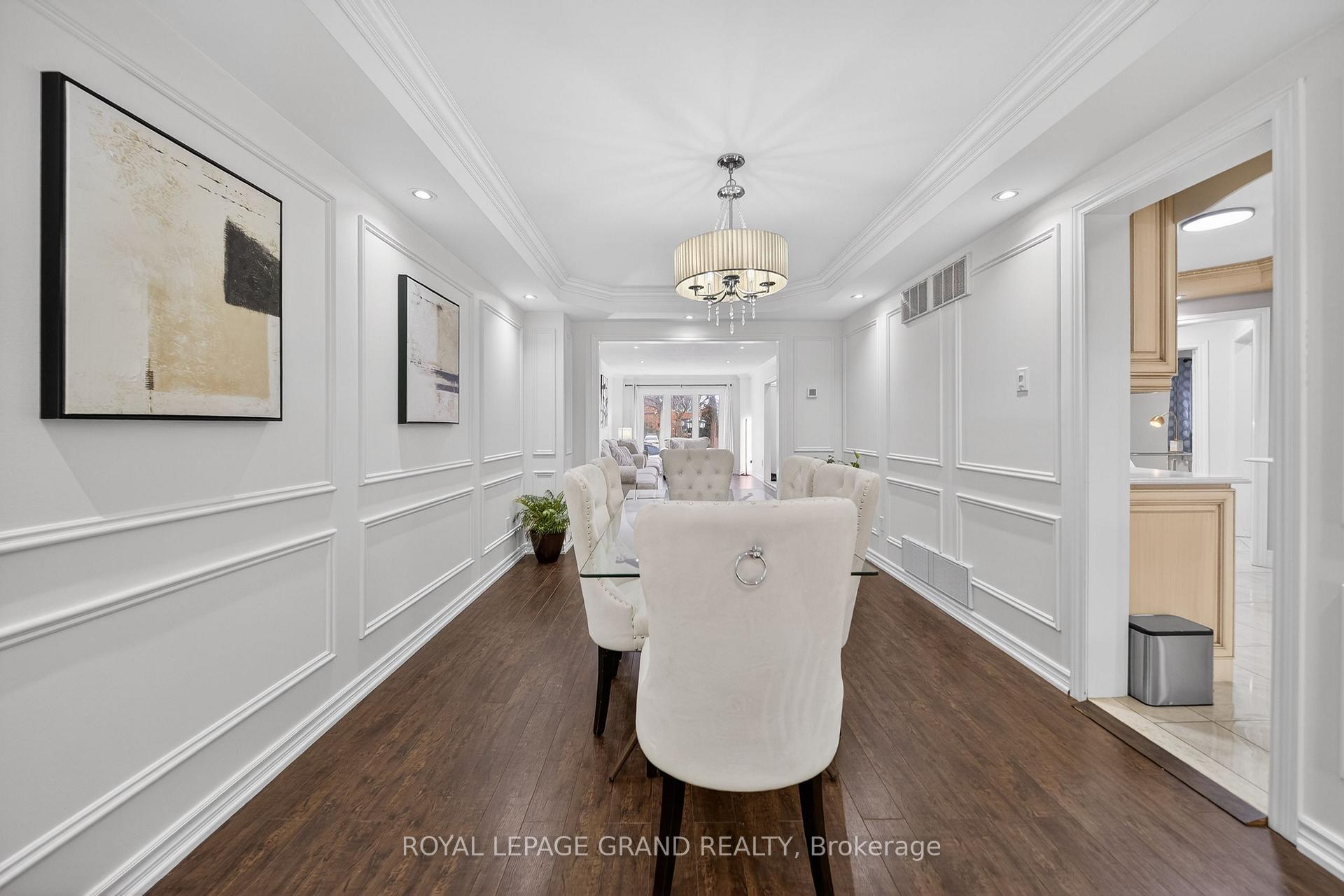 Photo 8 of 17 Coleraine Avenue, Markham, Middlefield — HOMEH