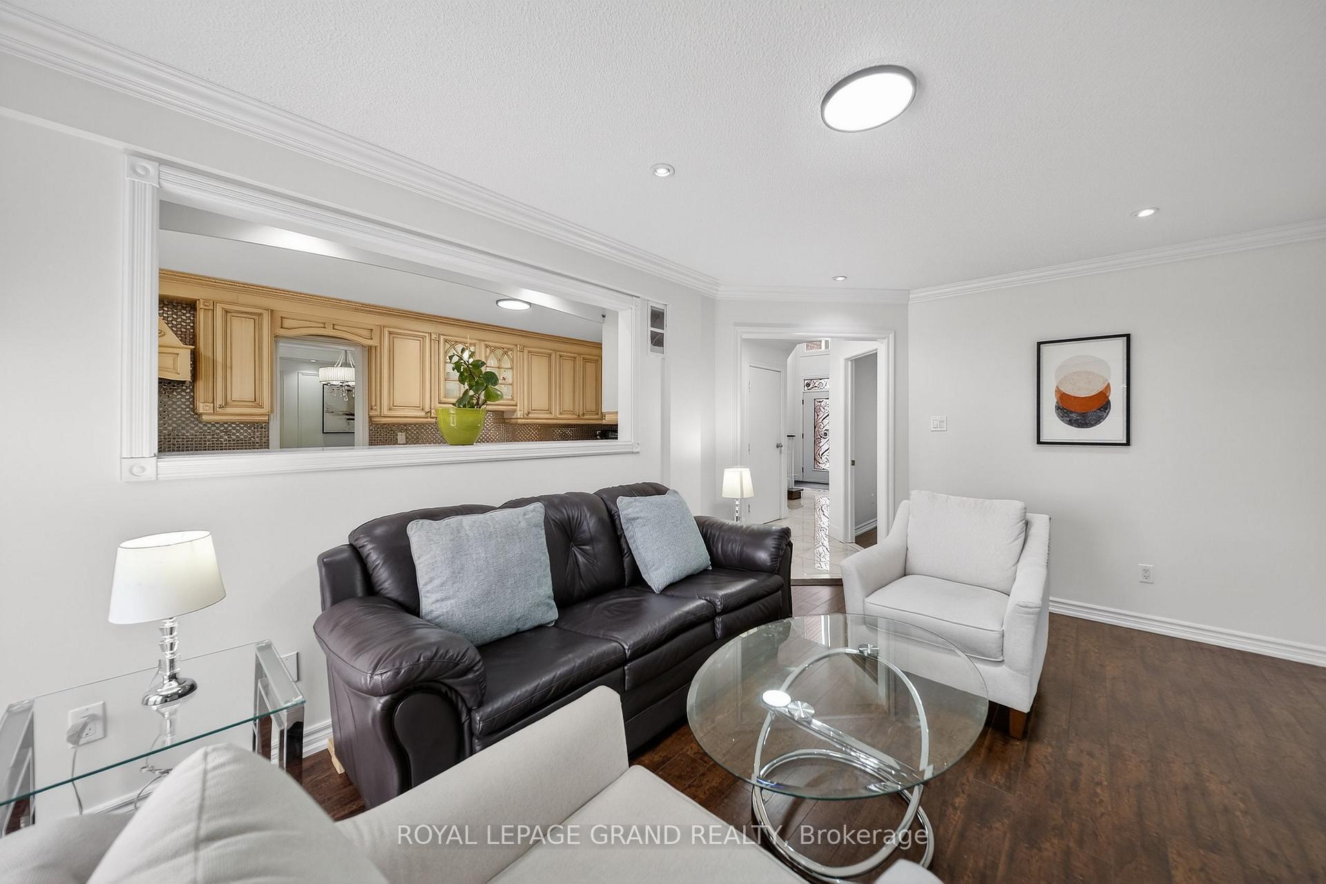 Photo 18 of 17 Coleraine Avenue, Markham, Middlefield — HOMEH