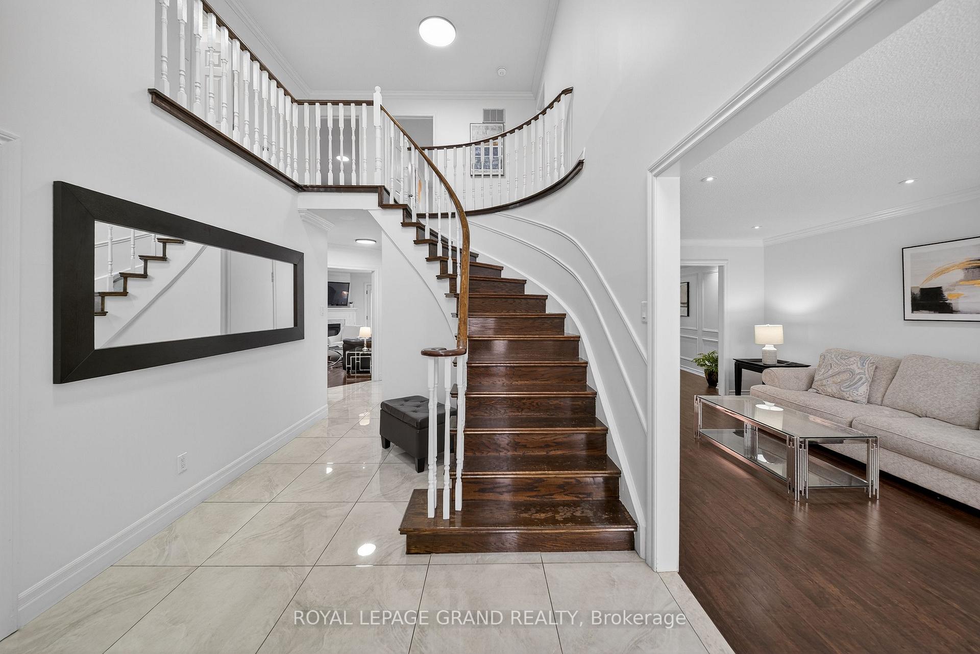 Photo 25 of 17 Coleraine Avenue, Markham, Middlefield — HOMEH