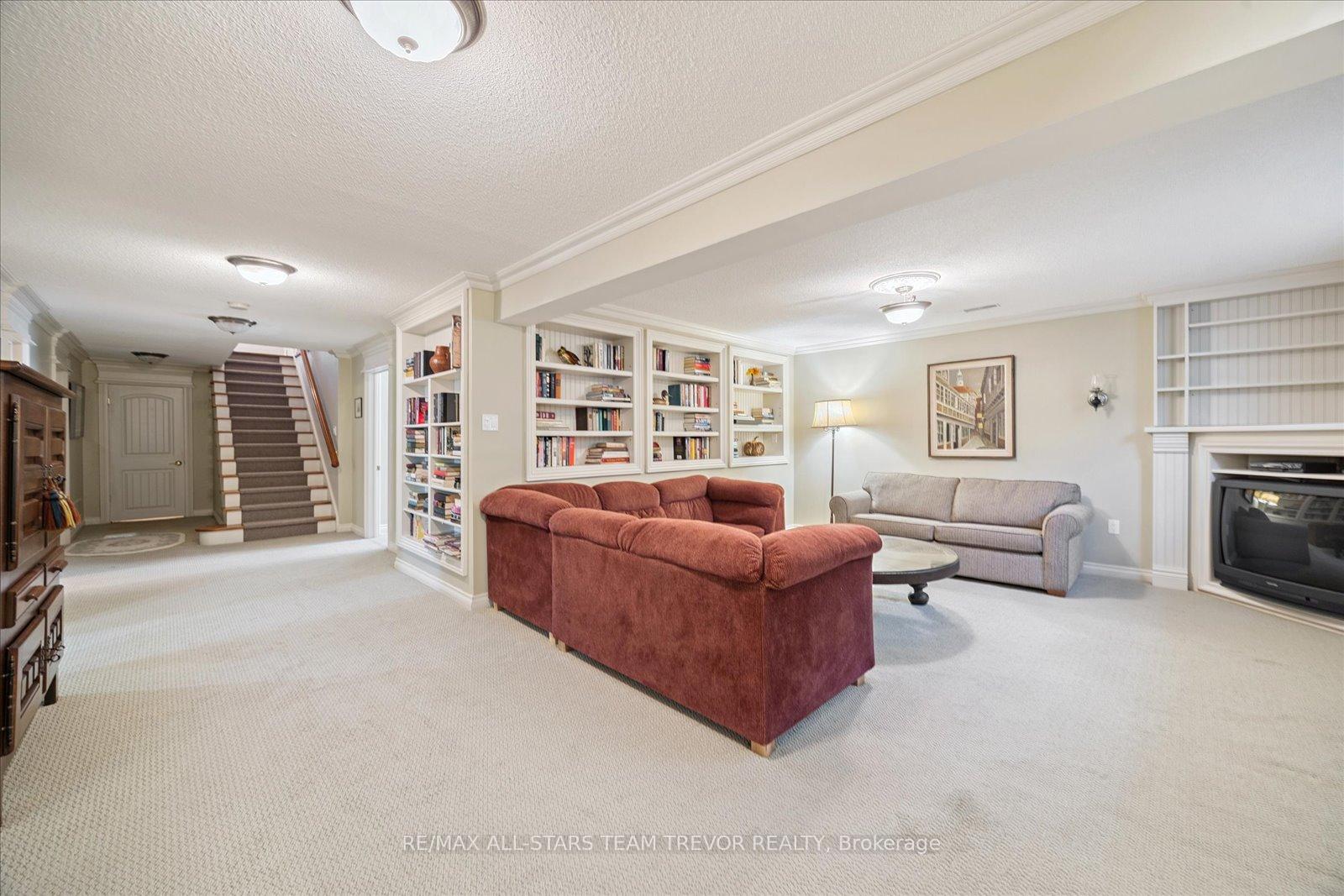 Photo 23 of 830 Norval Road, Georgina, Historic Lakeshore Communities — HOMEH