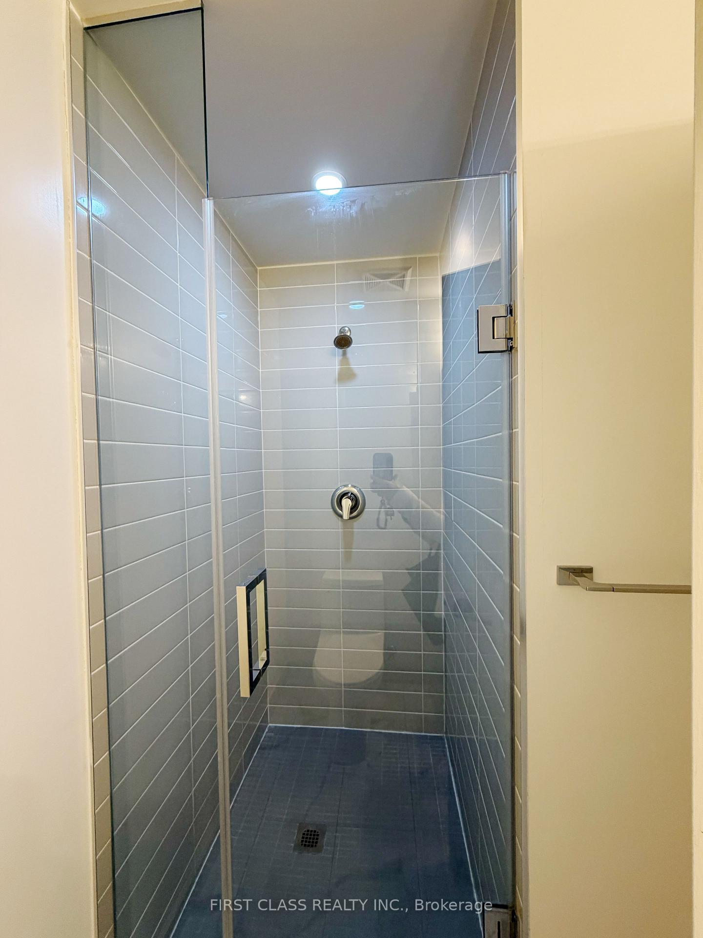 Photo 7 of Unit 1102, 8 Rouge Valley Drive W, Markham, Unionville — HOMEH