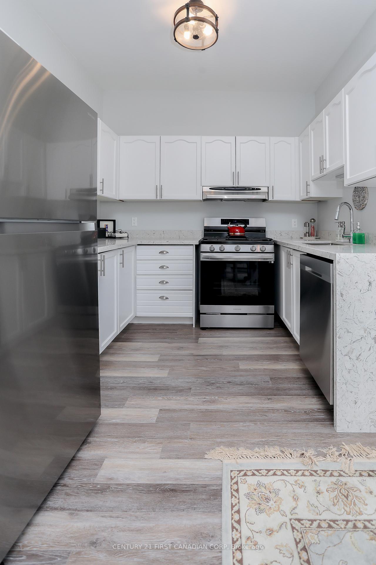 Photo 6 of Unit 10, 374 Front Street, Central Elgin, Port Stanley — HOMEH