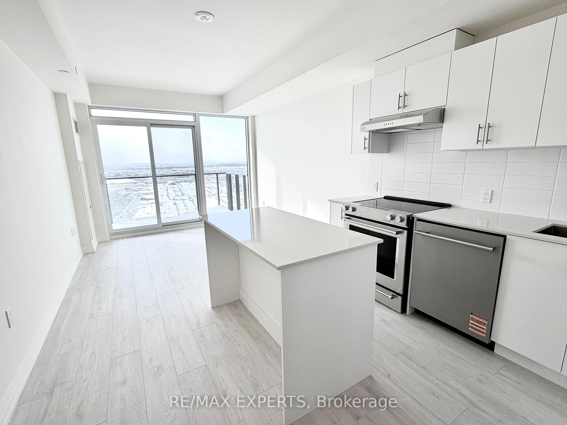 Photo 3 of Unit 2208, 27 Korda Gate, Vaughan, Concord — HOMEH