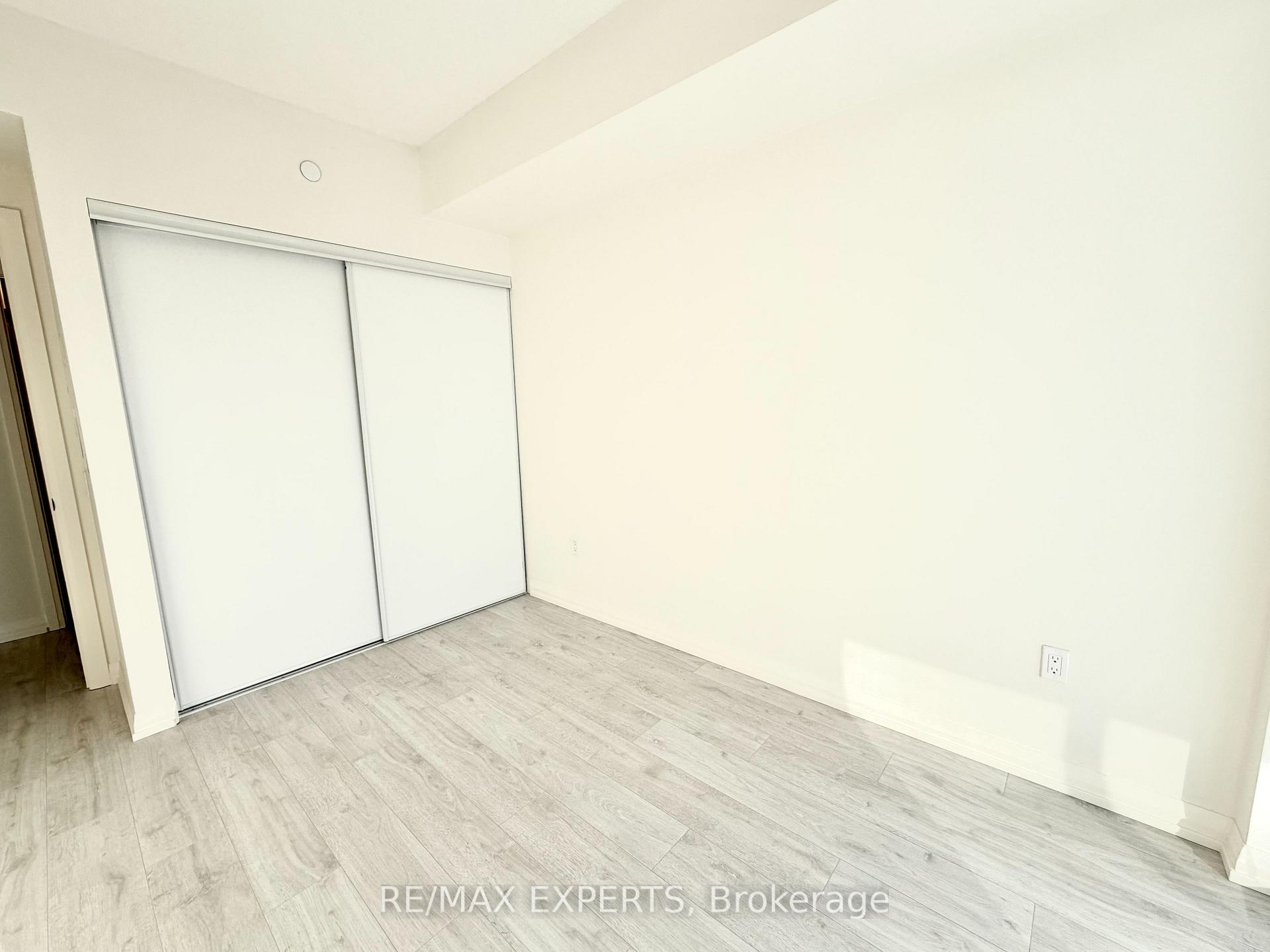 Photo 5 of Unit 2208, 27 Korda Gate, Vaughan, Concord — HOMEH