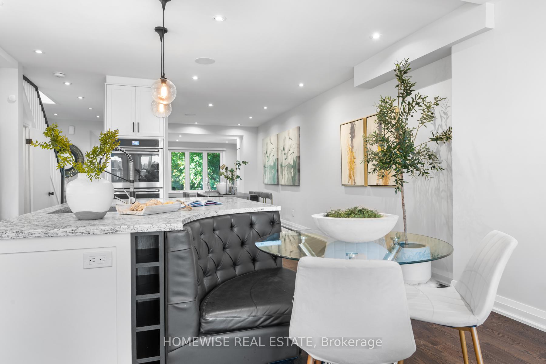 Photo 41 of 17 Earnscliffe Road, Toronto, Oakwood Village — HOMEH