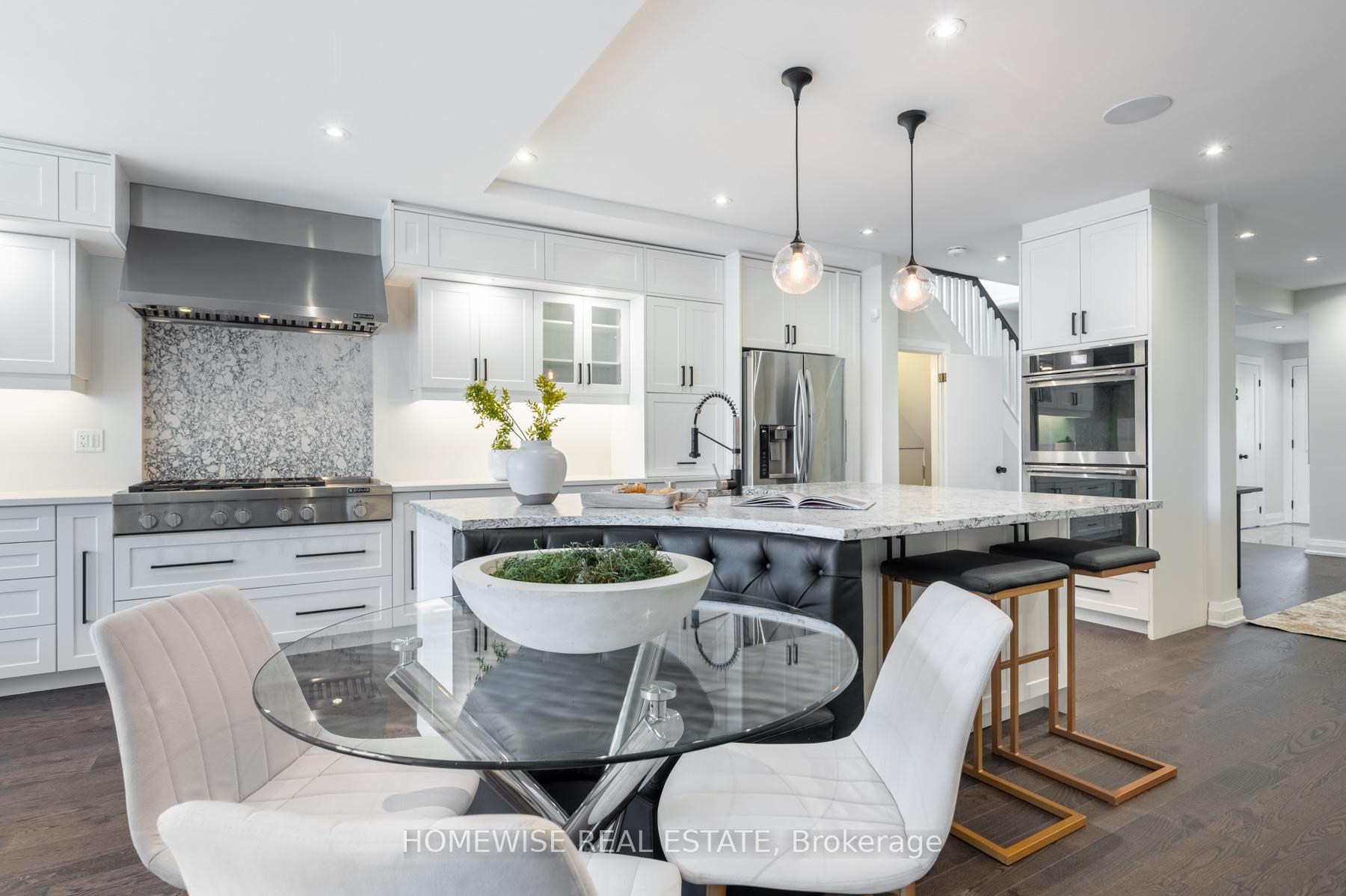 Photo 25 of 17 Earnscliffe Road, Toronto, Oakwood Village — HOMEH