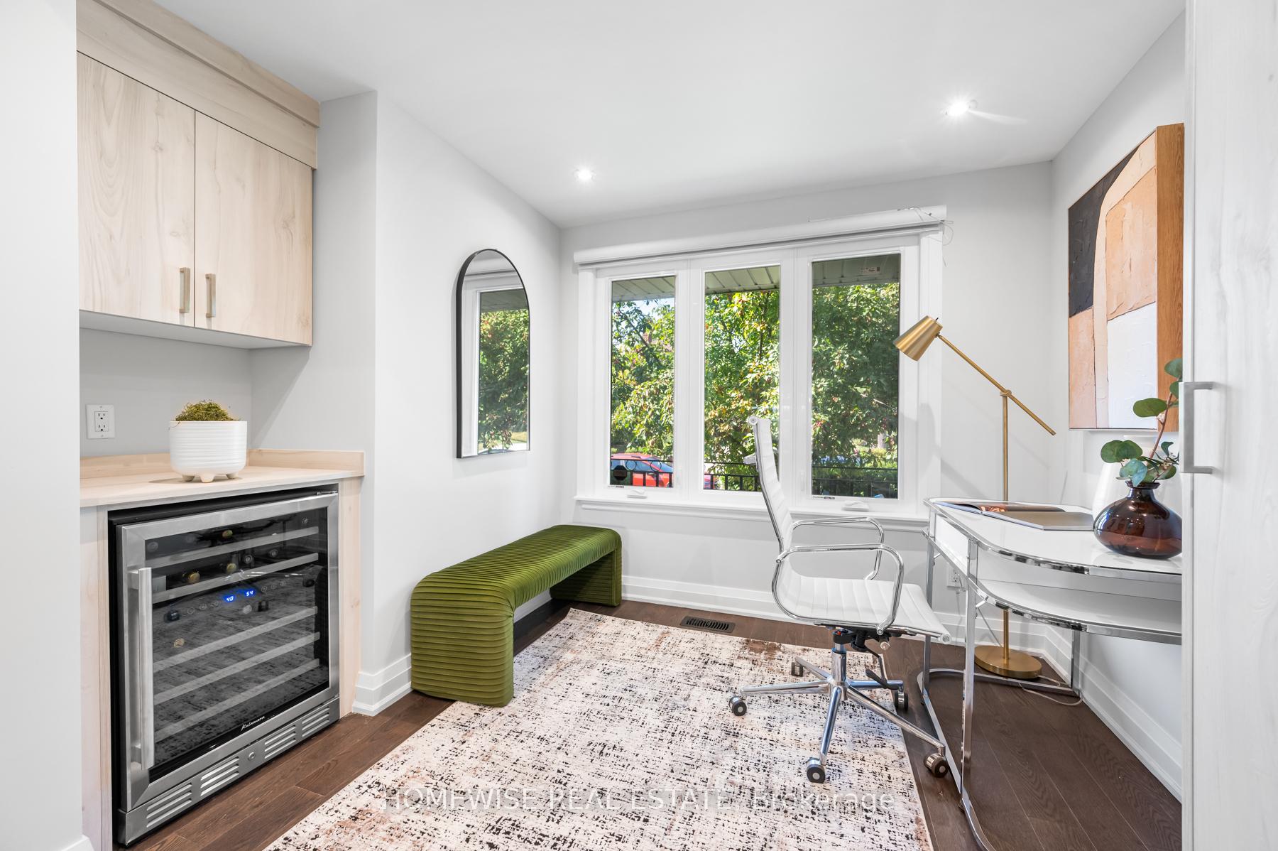 Photo 6 of 17 Earnscliffe Road, Toronto, Oakwood Village — HOMEH