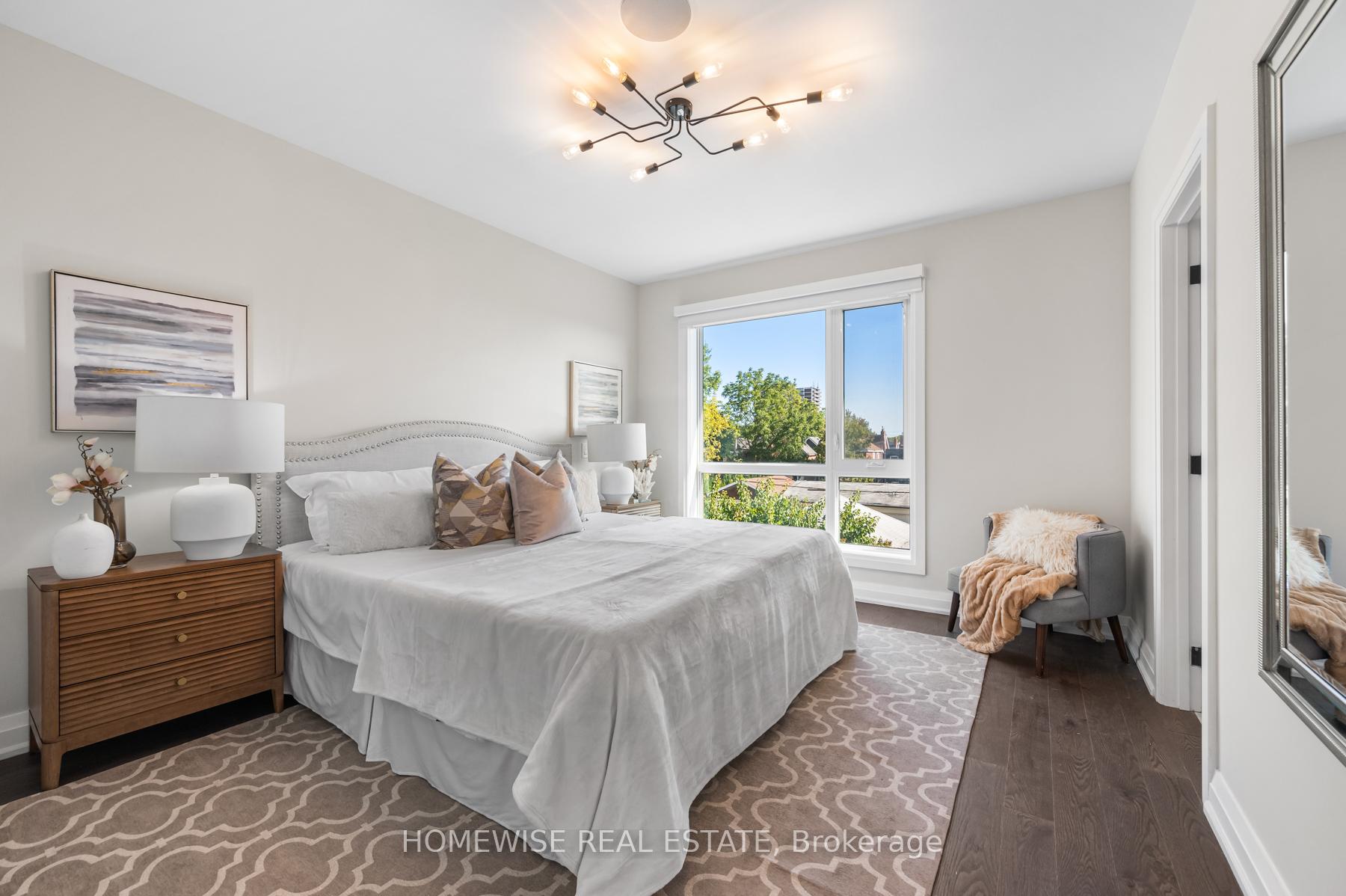Photo 44 of 17 Earnscliffe Road, Toronto, Oakwood Village — HOMEH
