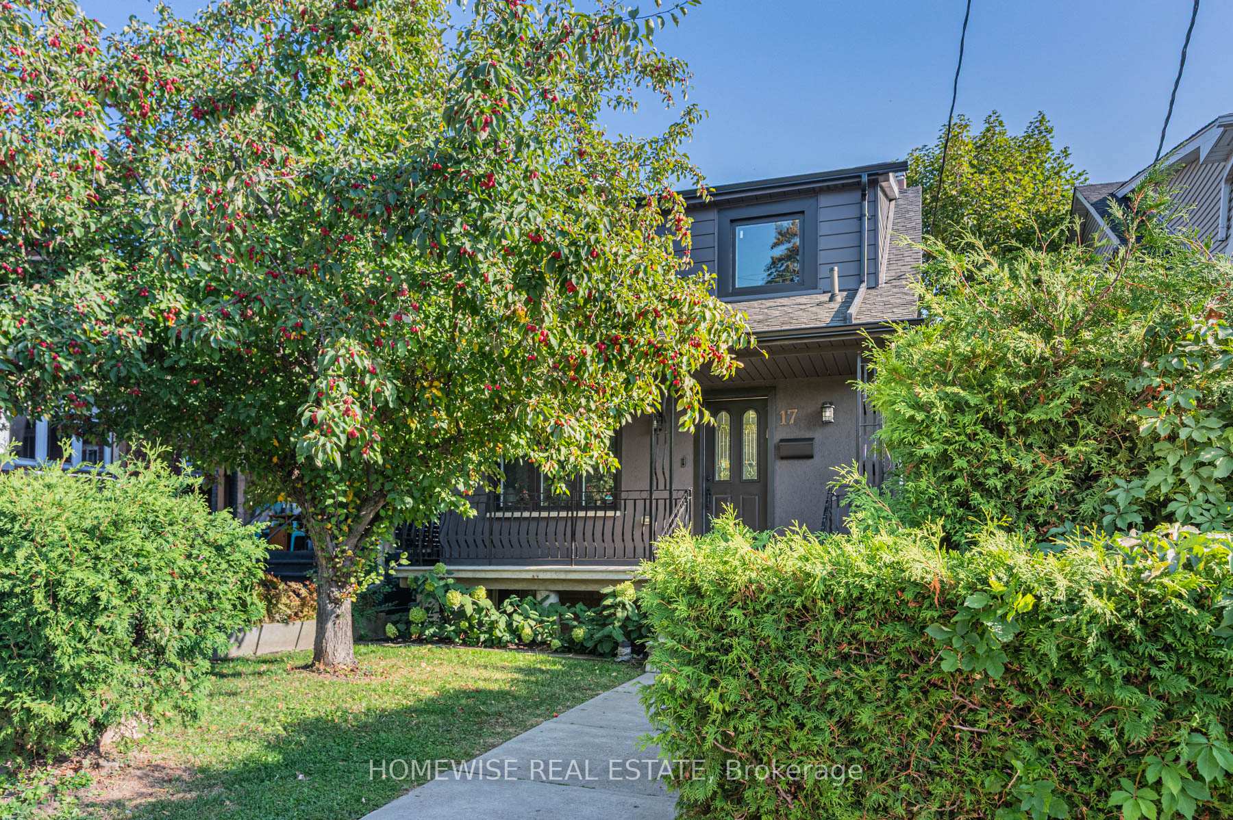 Photo 38 of 17 Earnscliffe Road, Toronto, Oakwood Village — HOMEH