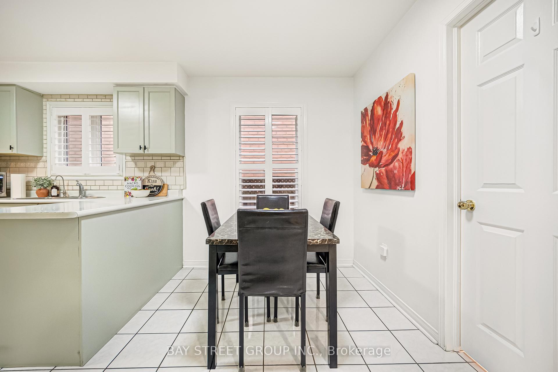 Photo 37 of 53 Brando Avenue, Markham, Middlefield — HOMEH
