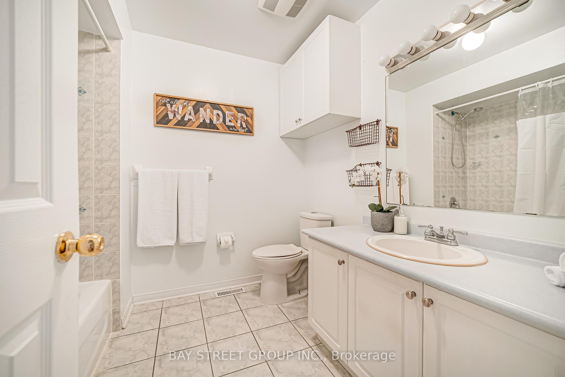 Photo 13 of 53 Brando Avenue, Markham, Middlefield — HOMEH