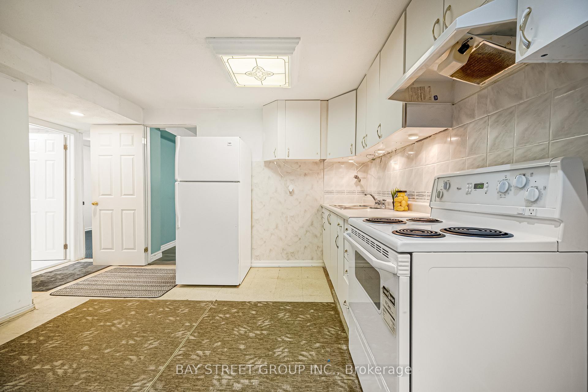 Photo 42 of 53 Brando Avenue, Markham, Middlefield — HOMEH