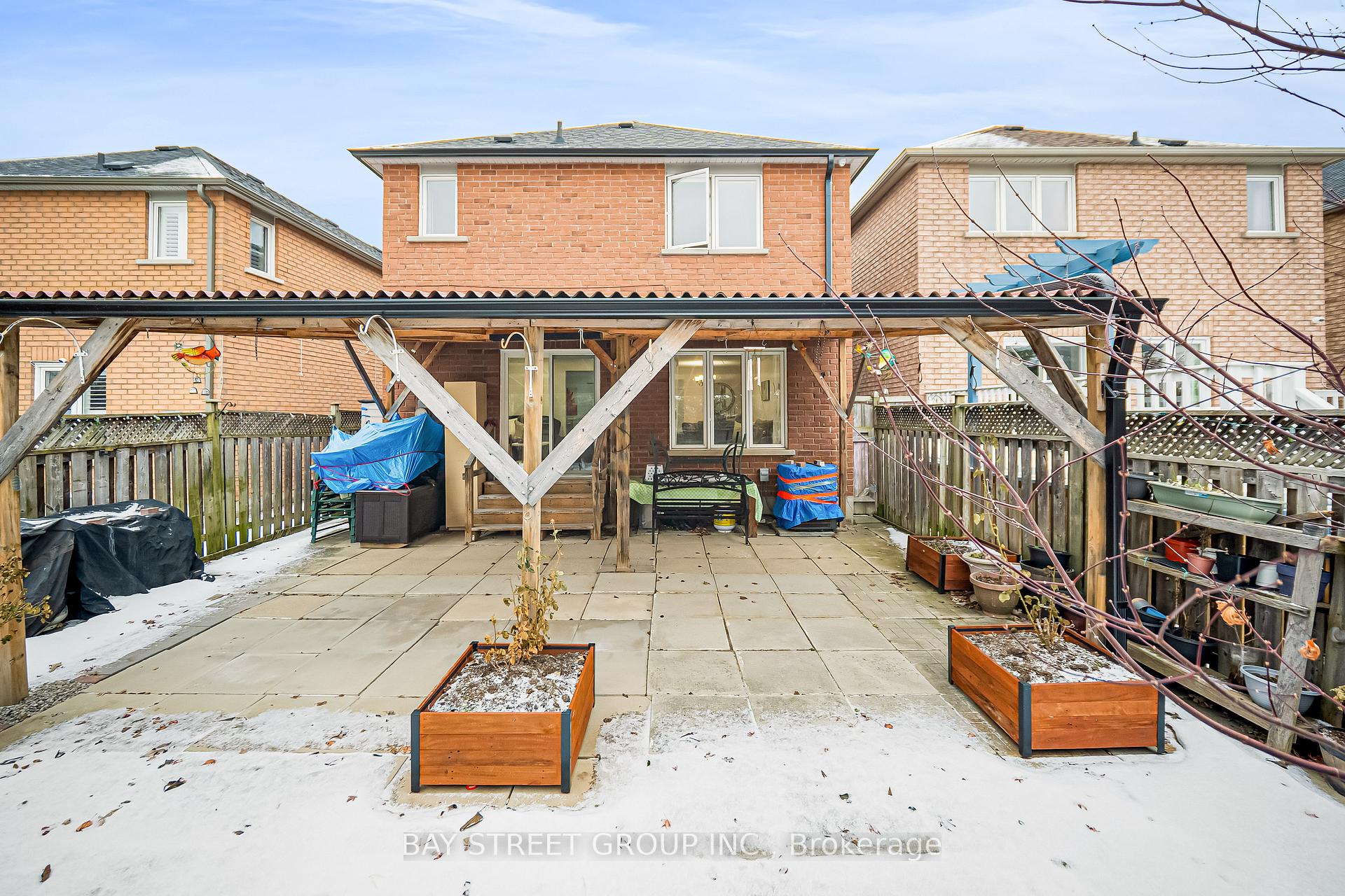 Photo 31 of 53 Brando Avenue, Markham, Middlefield — HOMEH