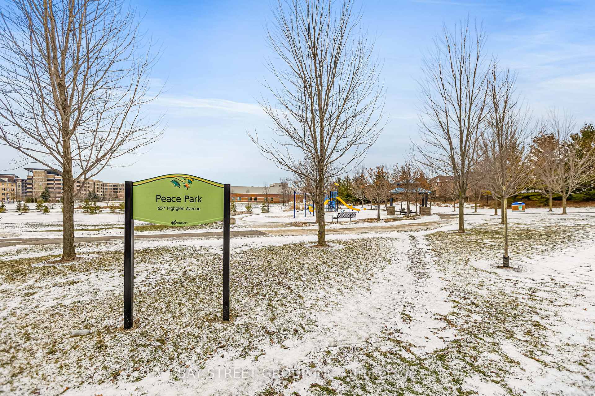 Photo 32 of 53 Brando Avenue, Markham, Middlefield — HOMEH