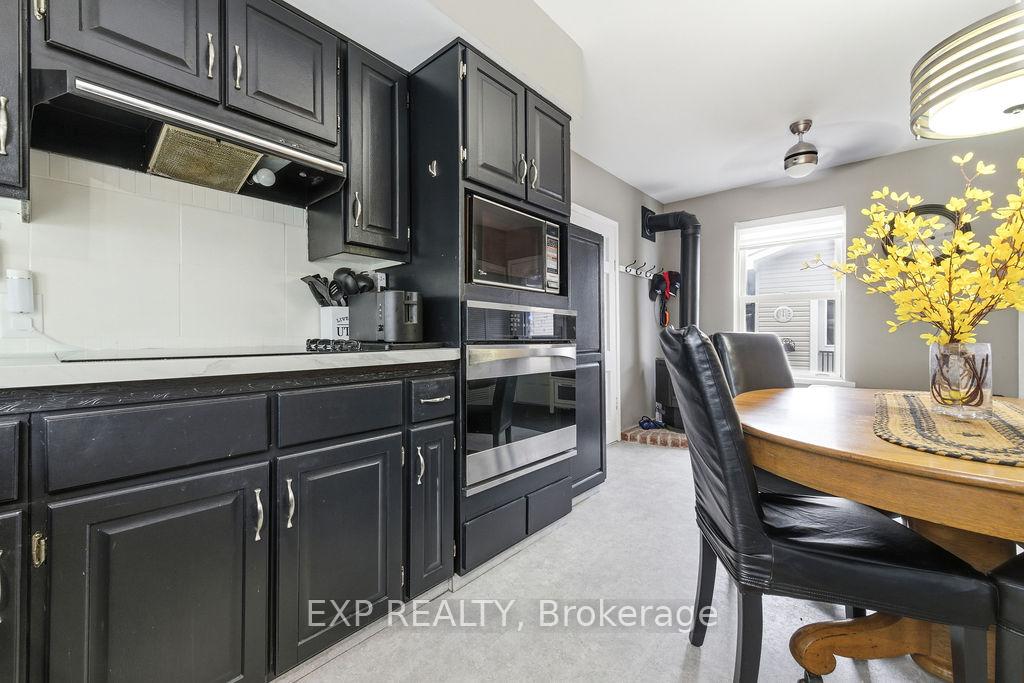 Photo 28 of 113 Bank Street N, Renfrew — HOMEH